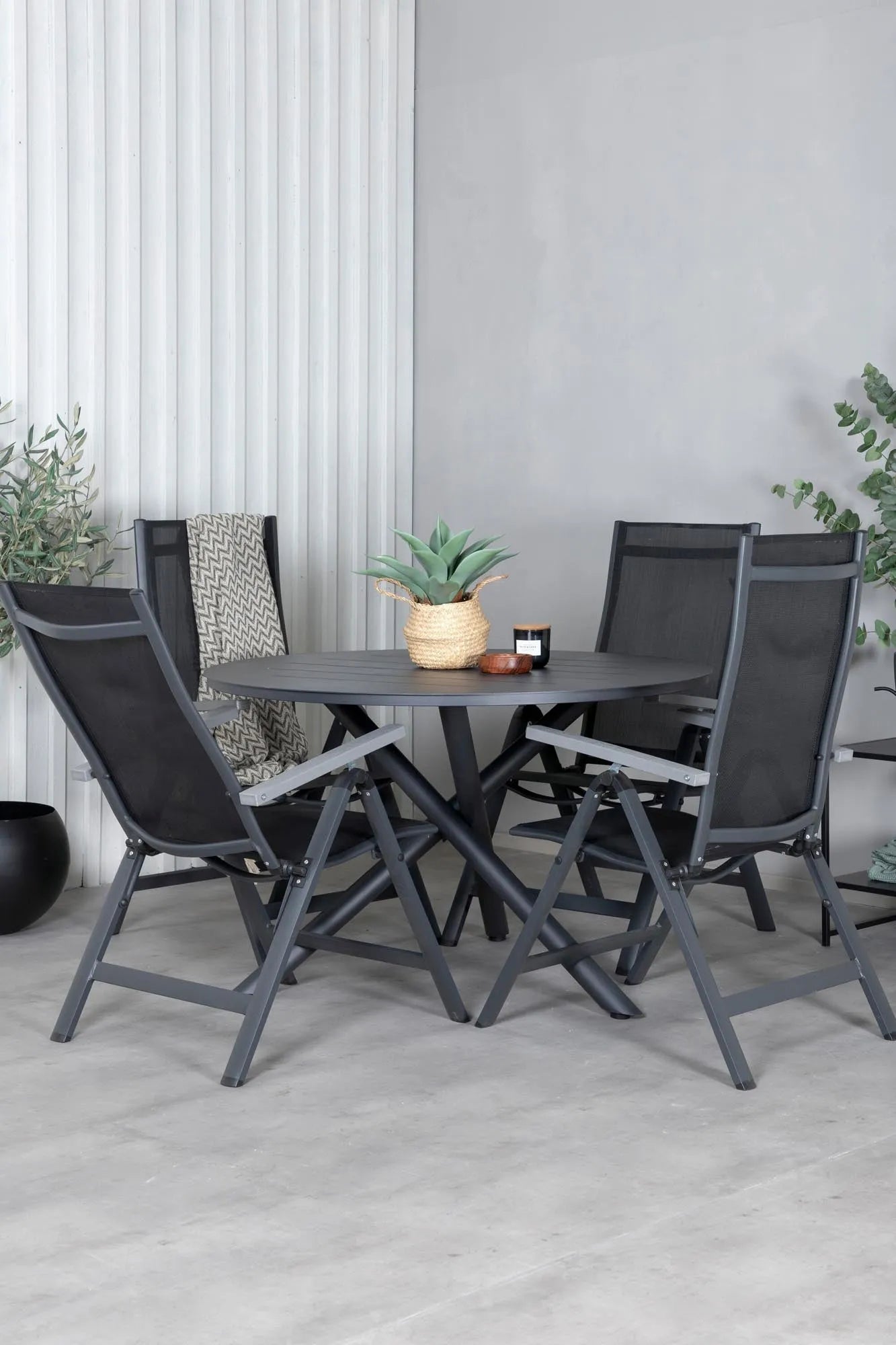 Alma Outdoor-Tischset + Albany ⌀120cm/4St. - KAQTU Design