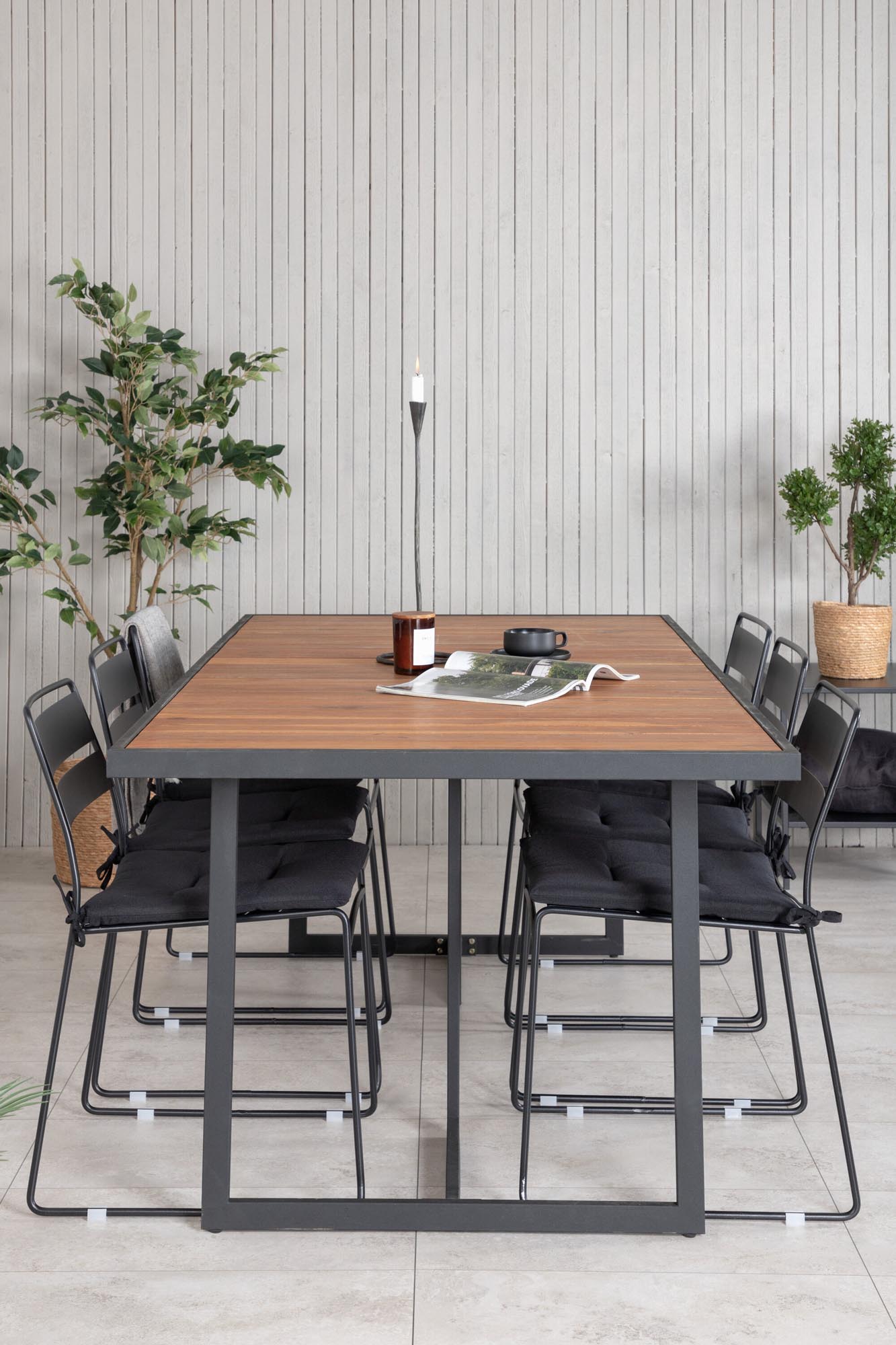 Khung Rechteckiges Gartentisch-Set + Lina in Schwarz/Nature präsentiert im Onlineshop von KAQTU Design AG. Gartentischset ist von Venture Home