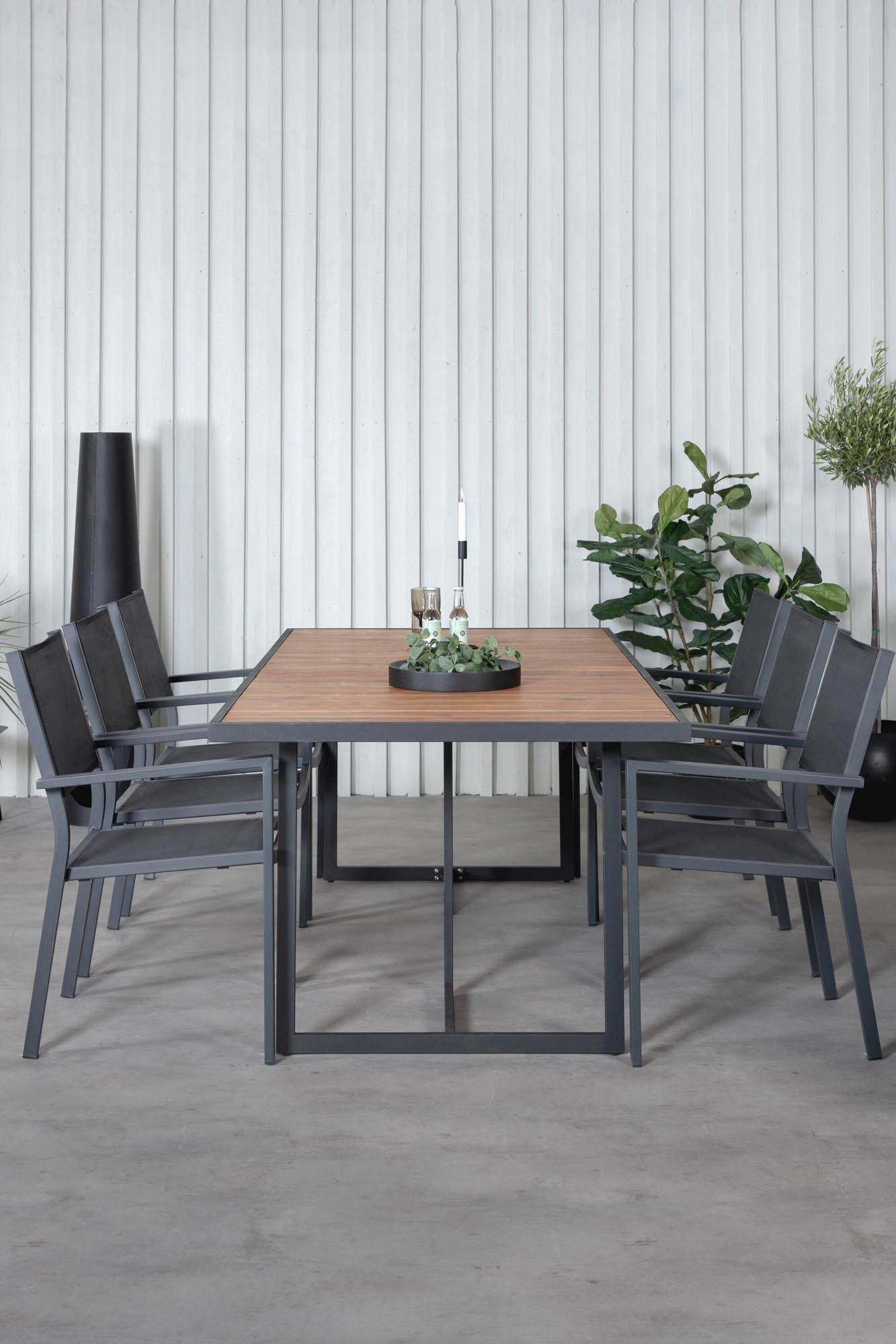 Khung Rechteckiges Gartentisch-Set + Copacabana in Nature/Schwarz präsentiert im Onlineshop von KAQTU Design AG. Gartentischset ist von Venture Home