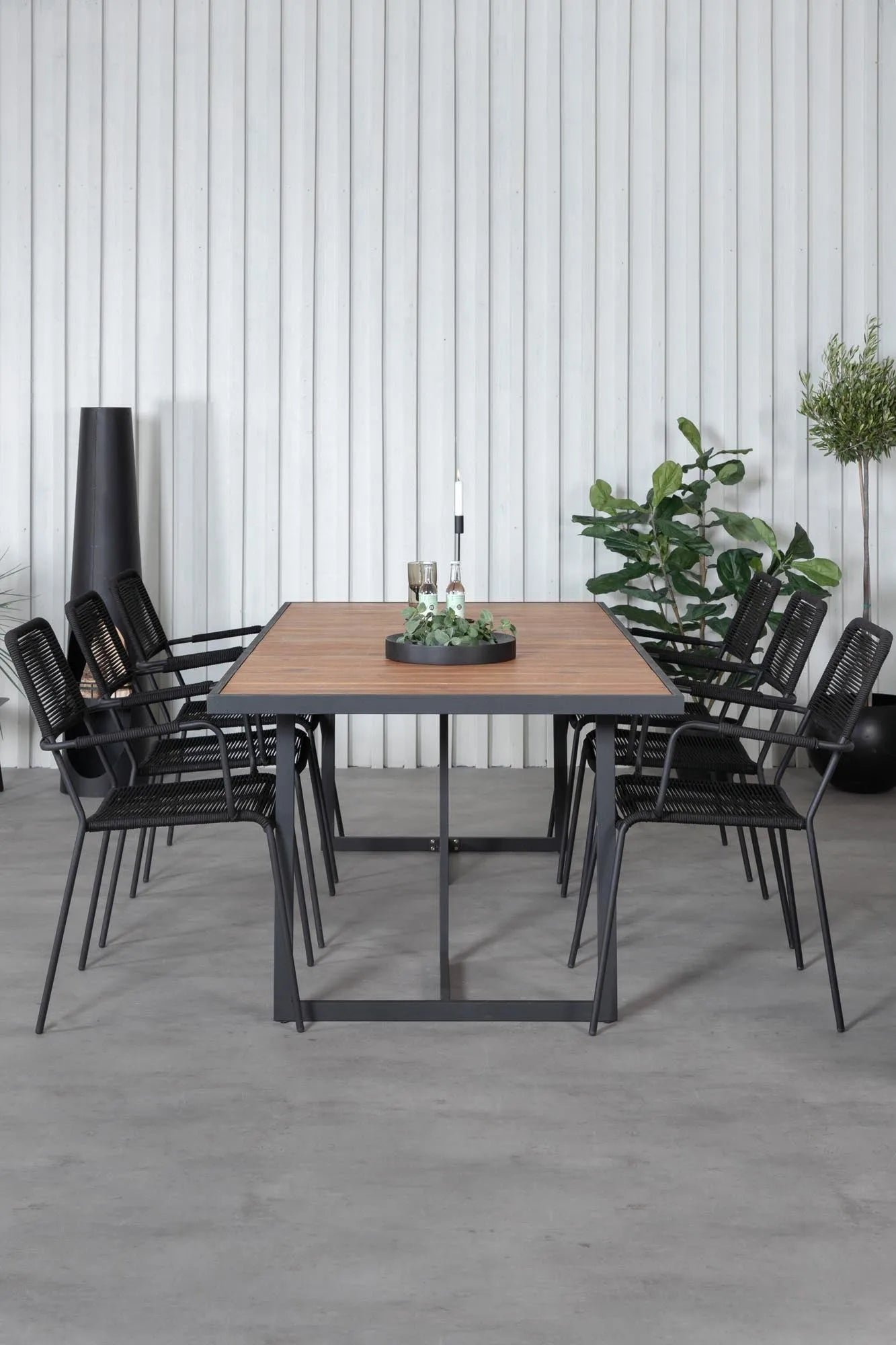 Khung Outdoor-Tischset (Lindos Arm) 200cm/6St. in Schwarz präsentiert im Onlineshop von KAQTU Design AG. Gartentischset ist von Venture Home