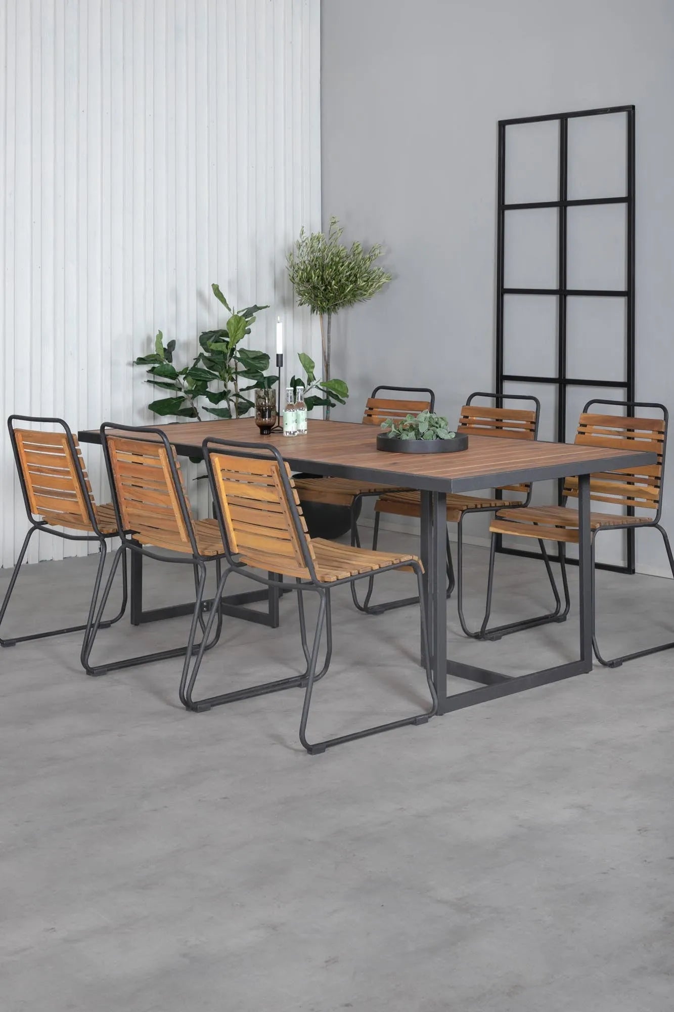 Khung Outdoor-Tischset (Bois) 200cm/6St. in Schwarz präsentiert im Onlineshop von KAQTU Design AG. Gartentischset ist von Venture Home