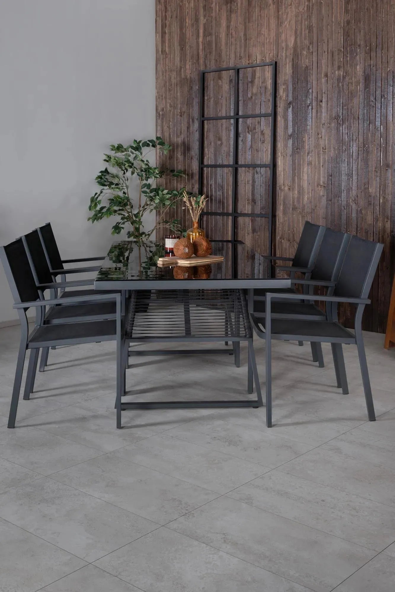 Dallas Esszimmer Set in Schwarz/ Natur präsentiert im Onlineshop von KAQTU Design AG. Esszimmerset ist von Venture Home