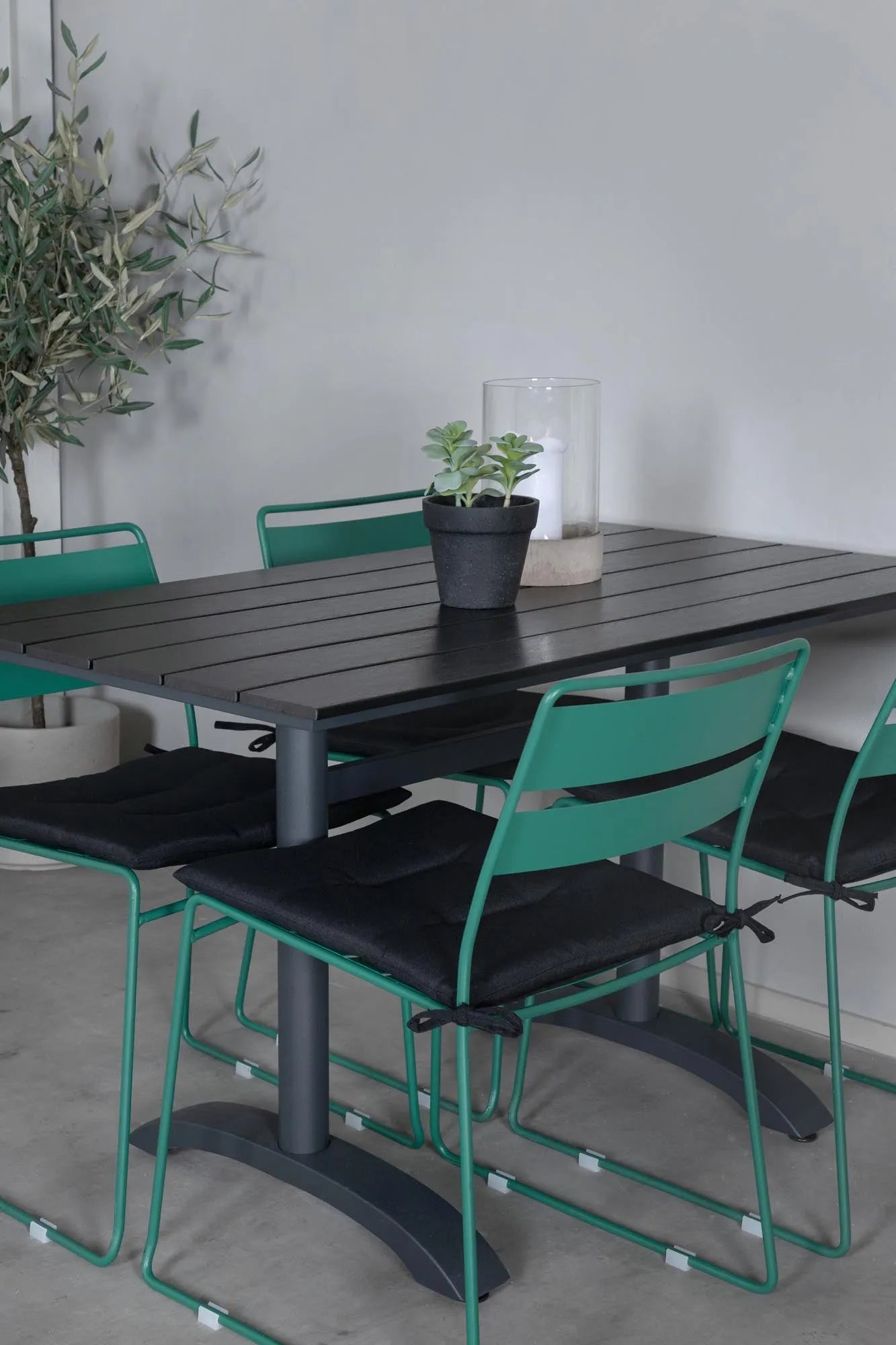 Denver Rechteckiges Ess-Set in Green/Schwarz präsentiert im Onlineshop von KAQTU Design AG. Gartentischset ist von Venture Home