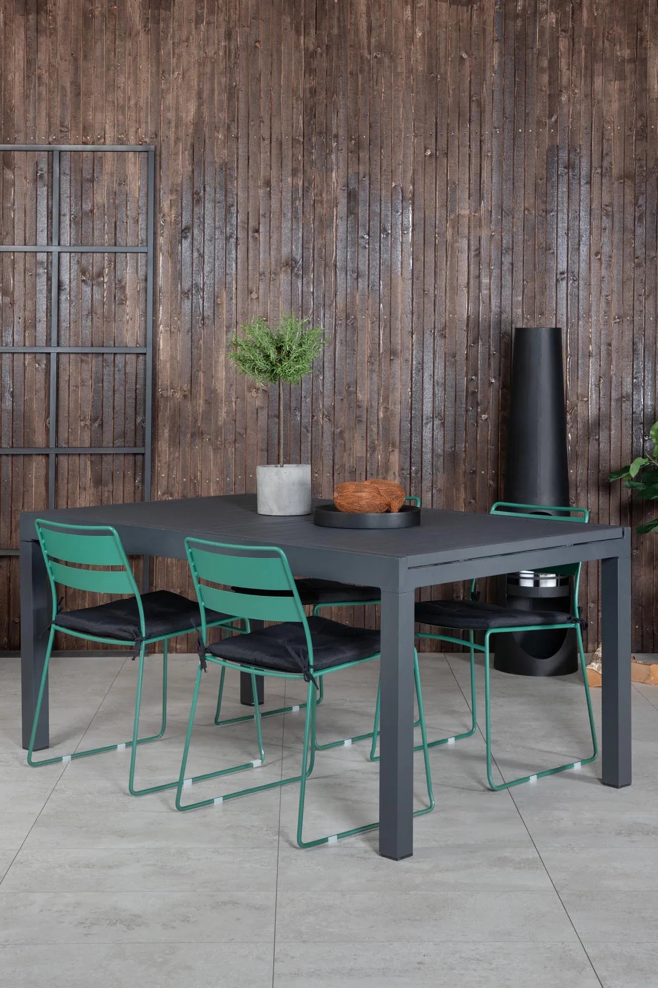 Marbella Rechteckiges Ess-Set in Green/Schwarz präsentiert im Onlineshop von KAQTU Design AG. Gartentischset ist von Venture Home