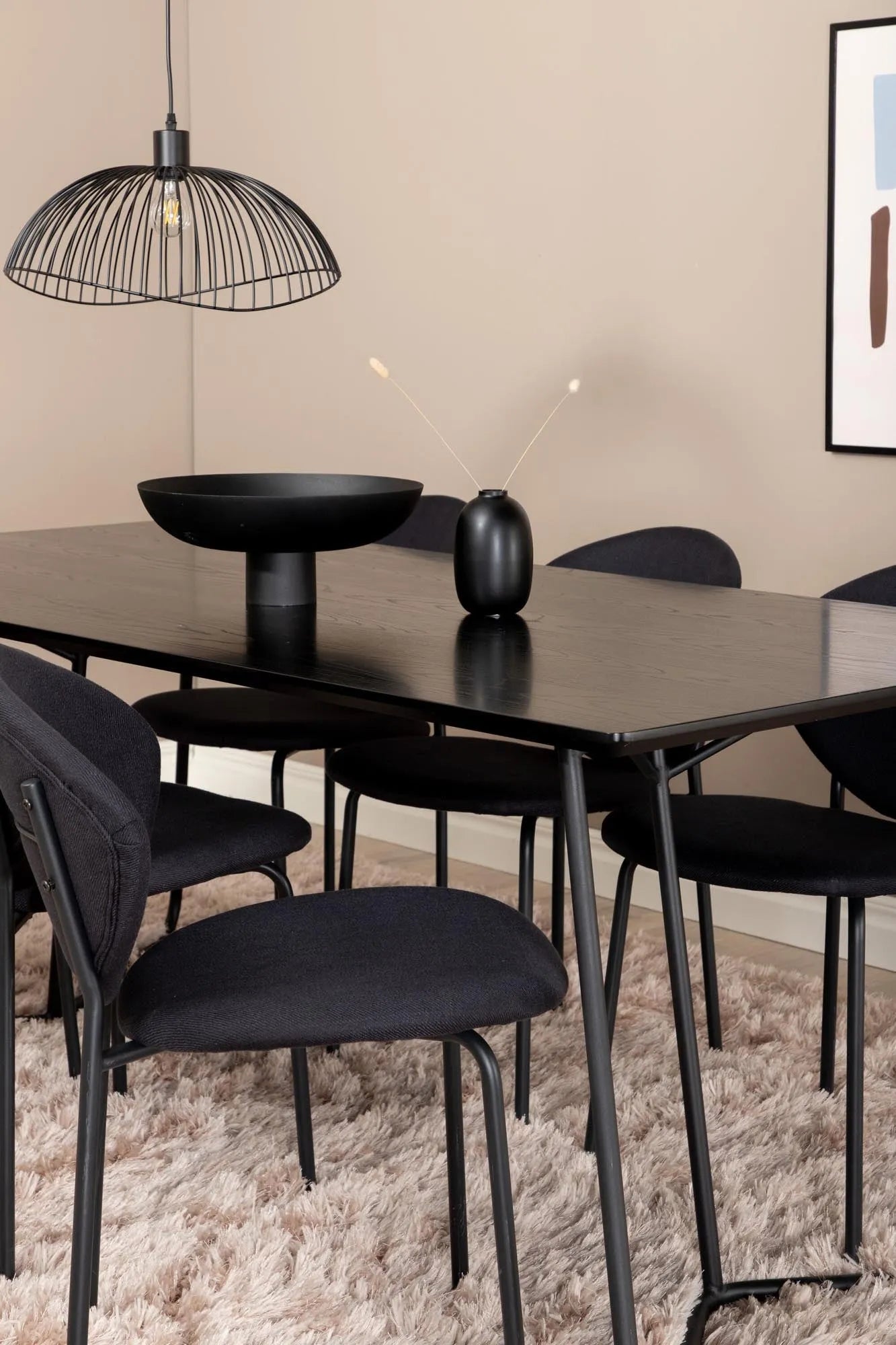 Petra Esszimmerset + Vault 190cm/6St. in Schwarz präsentiert im Onlineshop von KAQTU Design AG. Esszimmerset ist von Venture Home