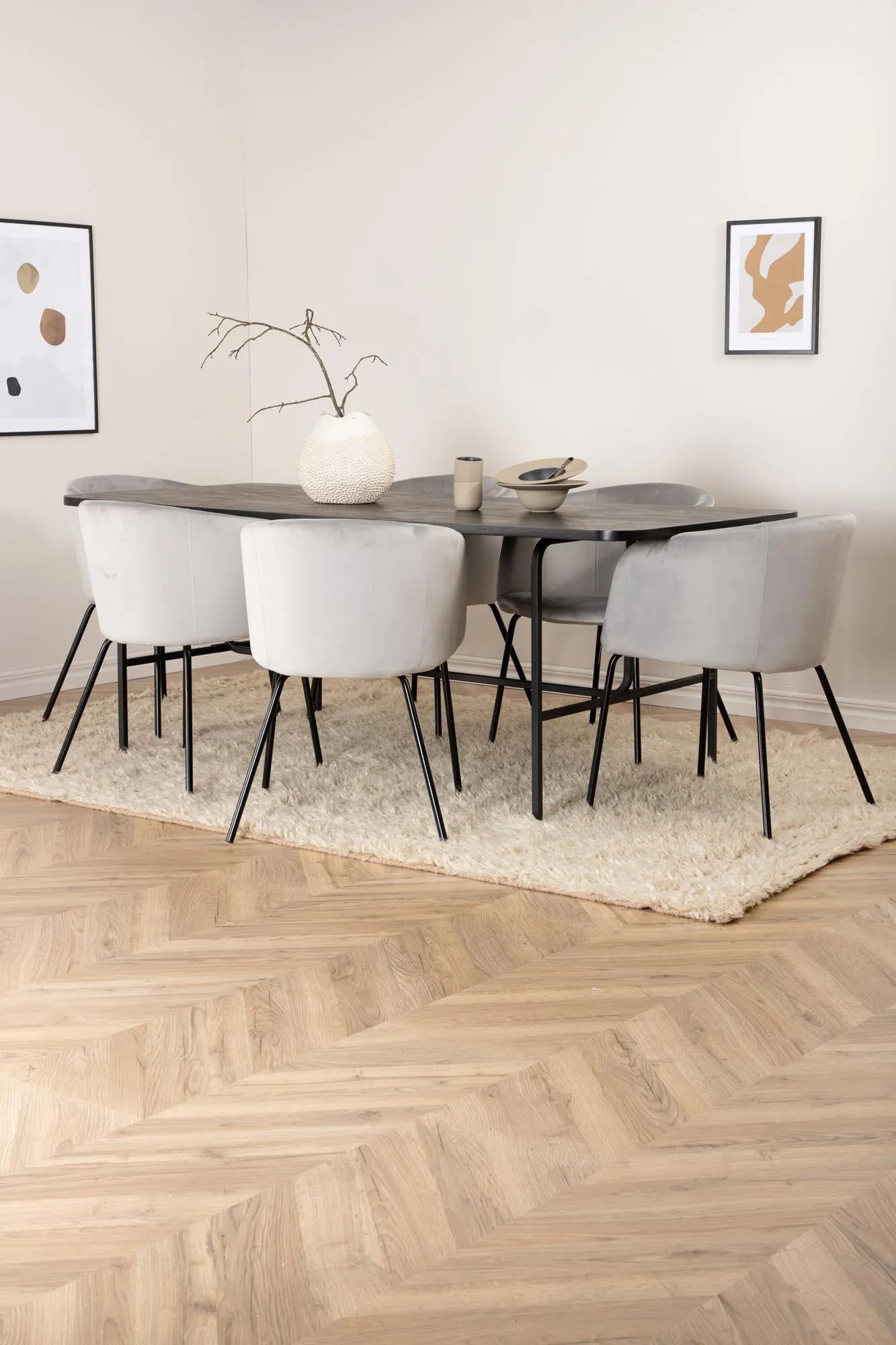 Uno Esszimmerset + Berit 200cm/6St. in Braun / Beige / Schwarz präsentiert im Onlineshop von KAQTU Design AG. Esszimmerset ist von Venture Home