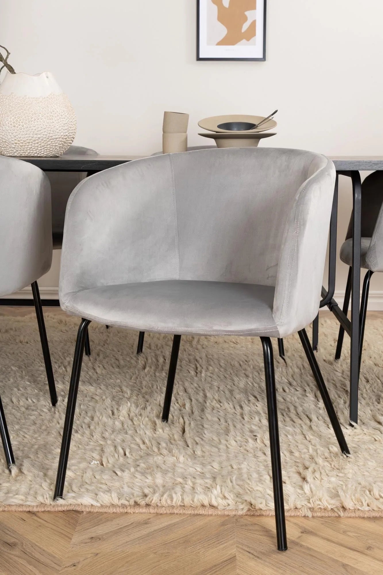 Uno Esszimmerset + Berit 200cm/6St. in Braun / Beige / Schwarz präsentiert im Onlineshop von KAQTU Design AG. Esszimmerset ist von Venture Home