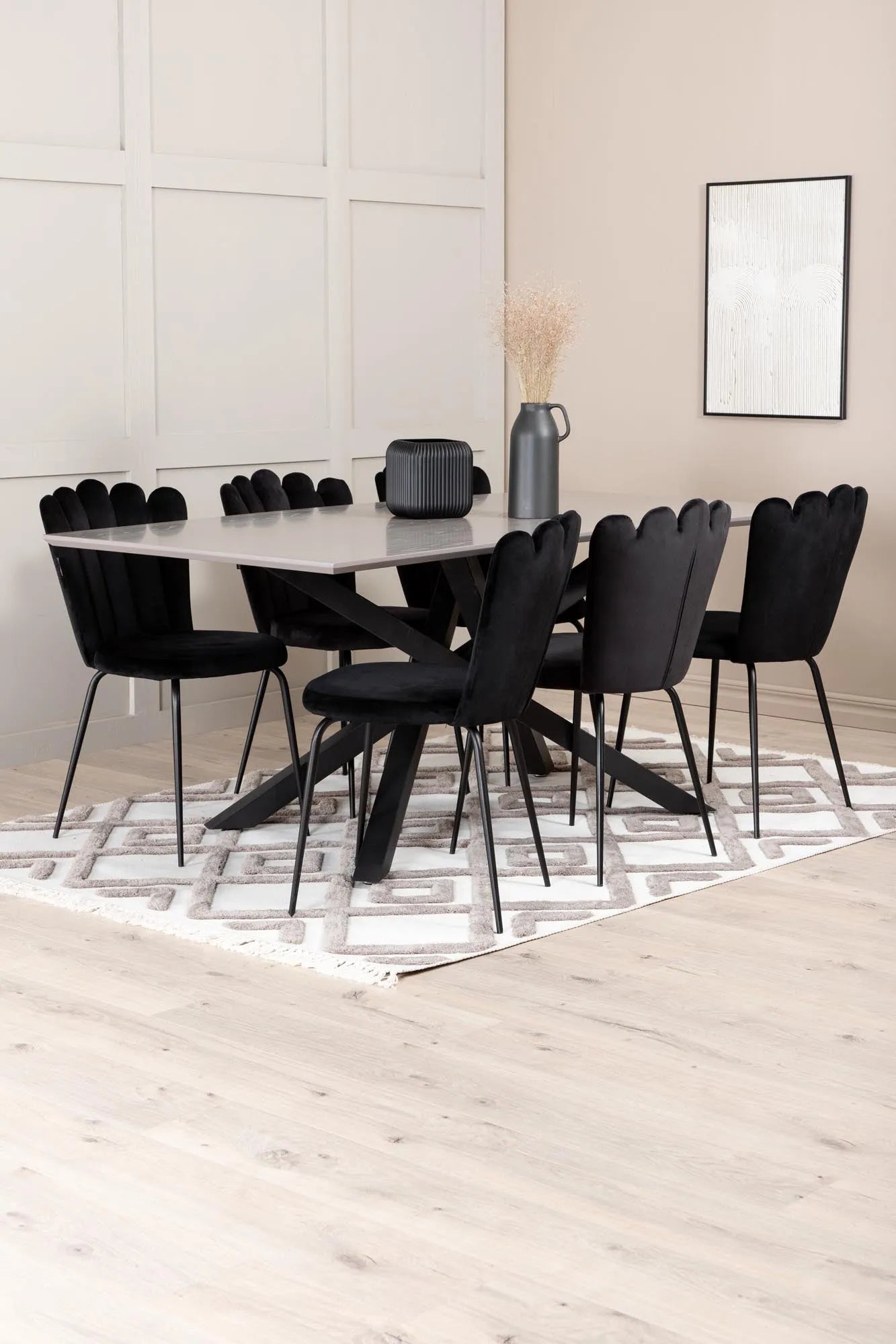 Piazza Esszimmerset + Limhamn 180cm/6St. in Schwarz präsentiert im Onlineshop von KAQTU Design AG. Esszimmerset ist von Venture Home