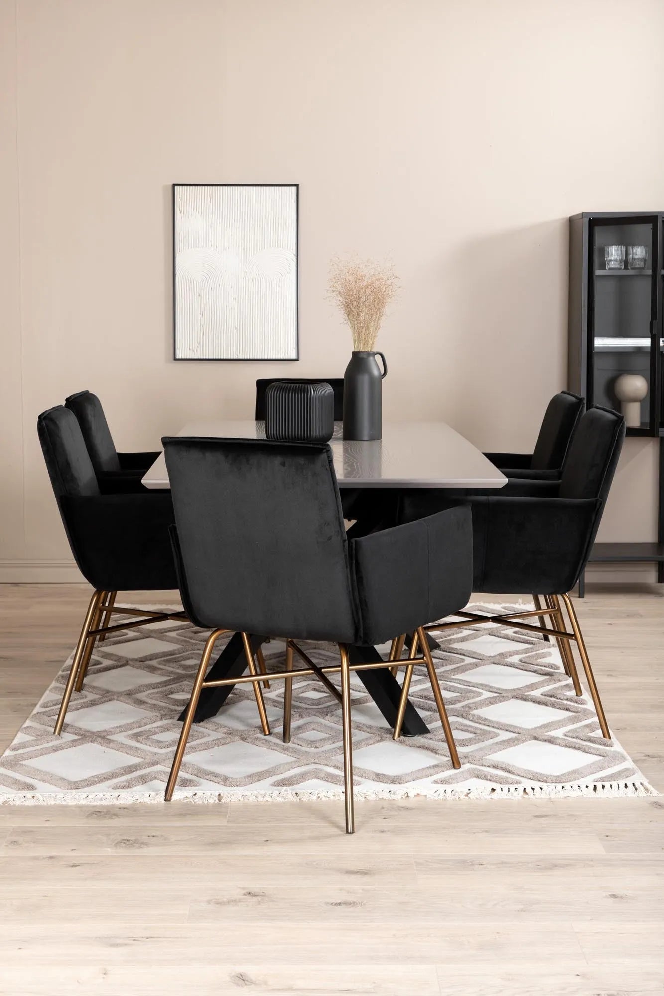 Piazza Esszimmerset + Petra 180cm/6St. in Schwarz präsentiert im Onlineshop von KAQTU Design AG. Esszimmerset ist von Venture Home