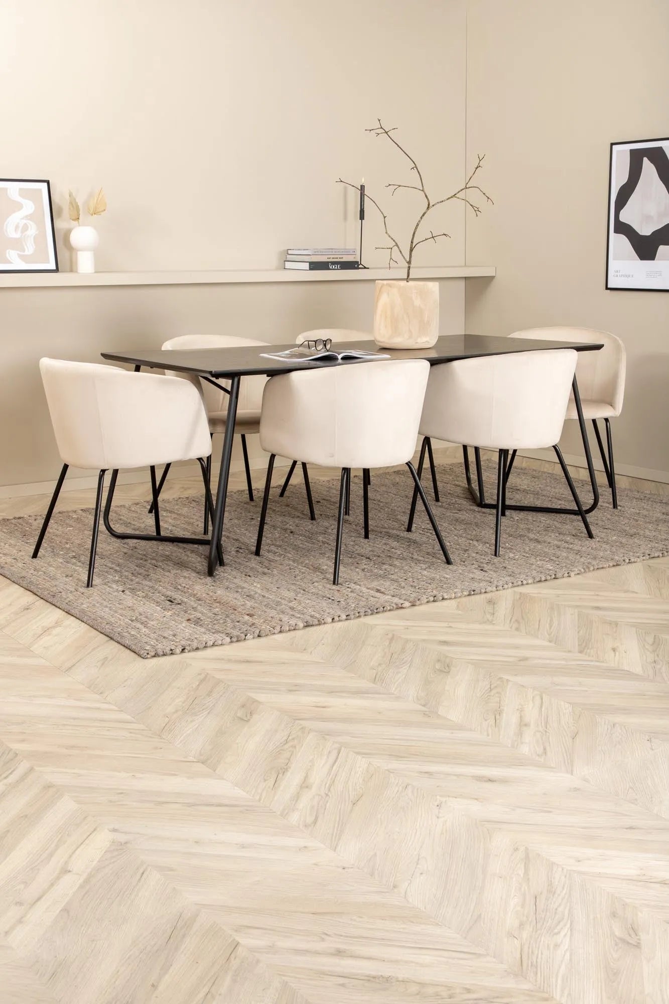 Petra Esszimmerset + Berit 190cm/6St. in Beige, Schwarz präsentiert im Onlineshop von KAQTU Design AG. Esszimmerset ist von Venture Home