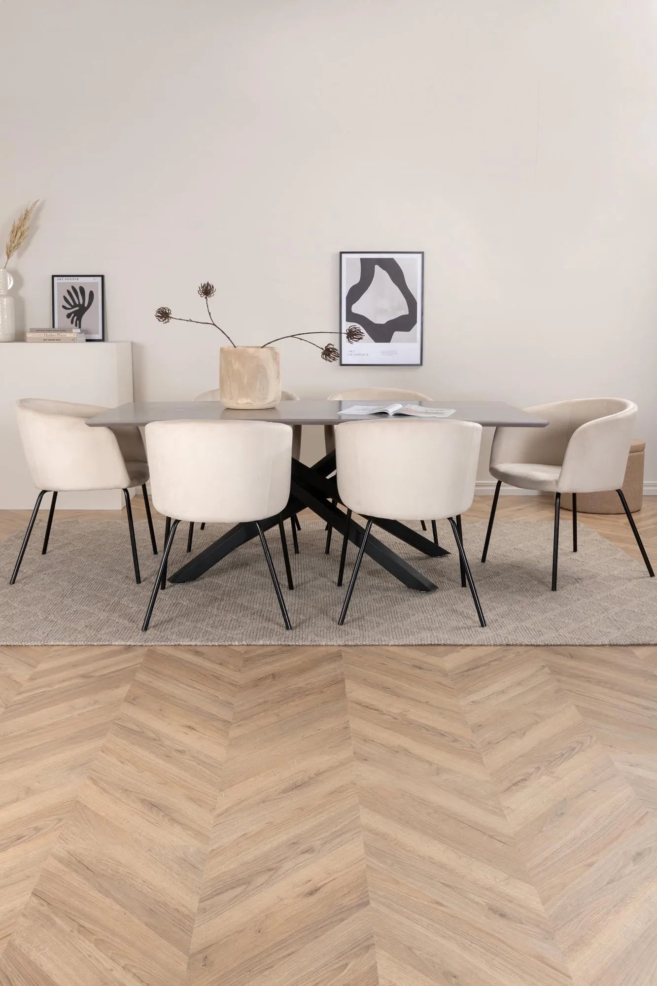 Piazza Esszimmerset + Berit 180cm/6St. in Beige, Schwarz präsentiert im Onlineshop von KAQTU Design AG. Esszimmerset ist von Venture Home