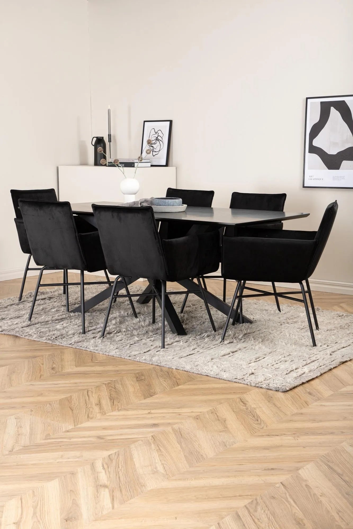 Piazza Esszimmerset + Petra 180cm/6St. in Schwarz präsentiert im Onlineshop von KAQTU Design AG. Esszimmerset ist von Venture Home