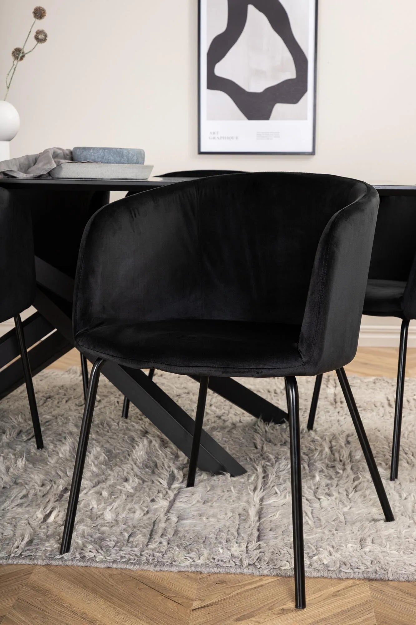 Piazza Esszimmerset + Berit 180cm/6St. in Beige, Schwarz präsentiert im Onlineshop von KAQTU Design AG. Esszimmerset ist von Venture Home