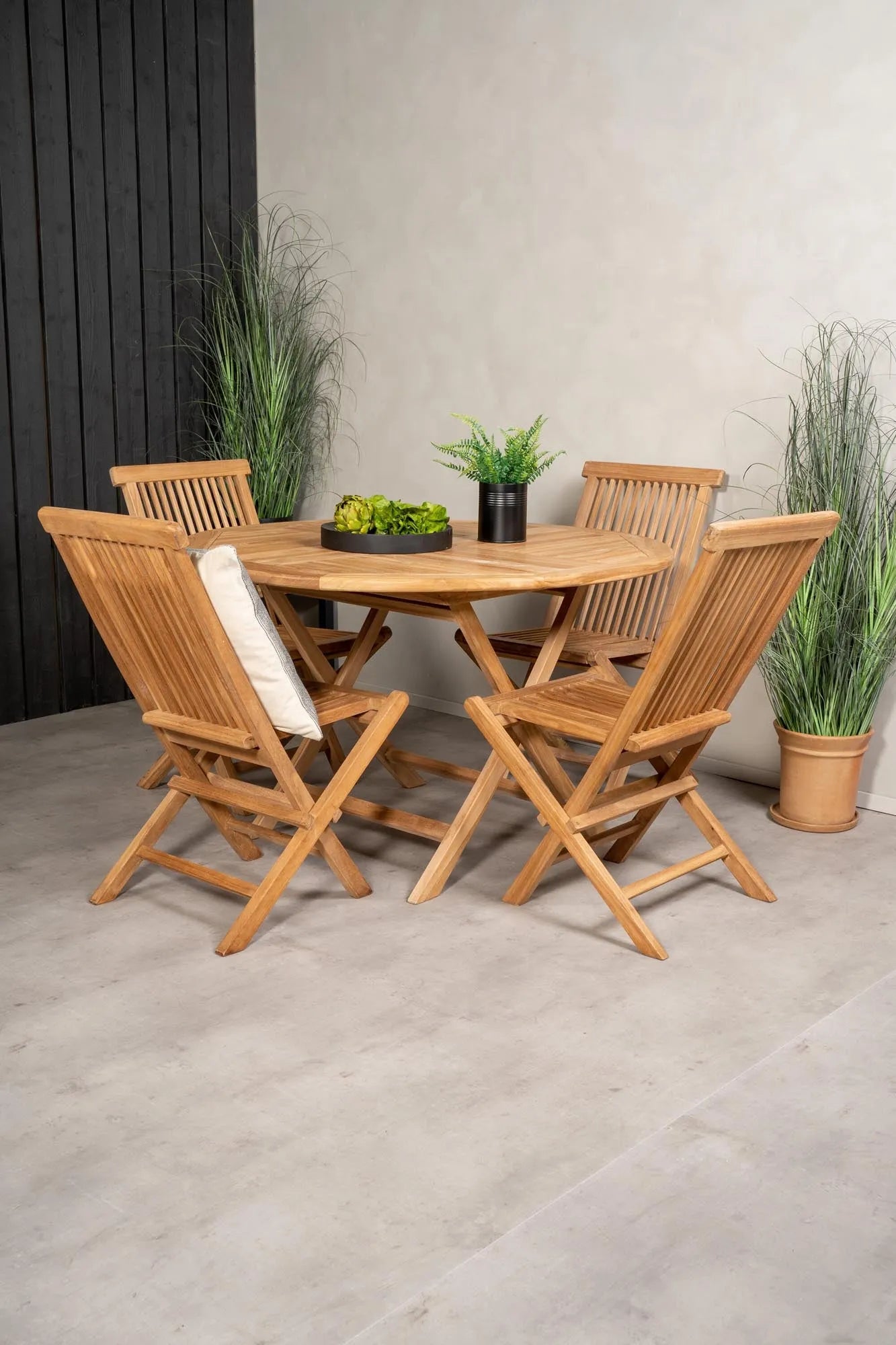 Outdoor-Tischset Kenya ⌀120cm/4St. in Natur präsentiert im Onlineshop von KAQTU Design AG. Gartentischset ist von Venture Home