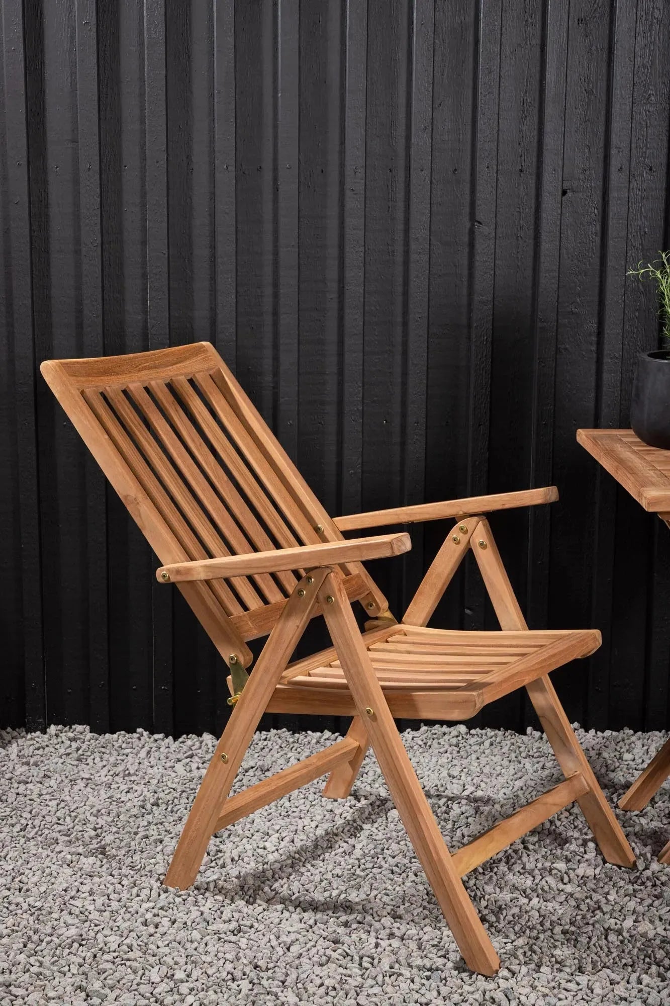 Kenya Outdoor-Tischset 70cm/2St. in Schwarz präsentiert im Onlineshop von KAQTU Design AG. Gartentischset ist von Venture Home