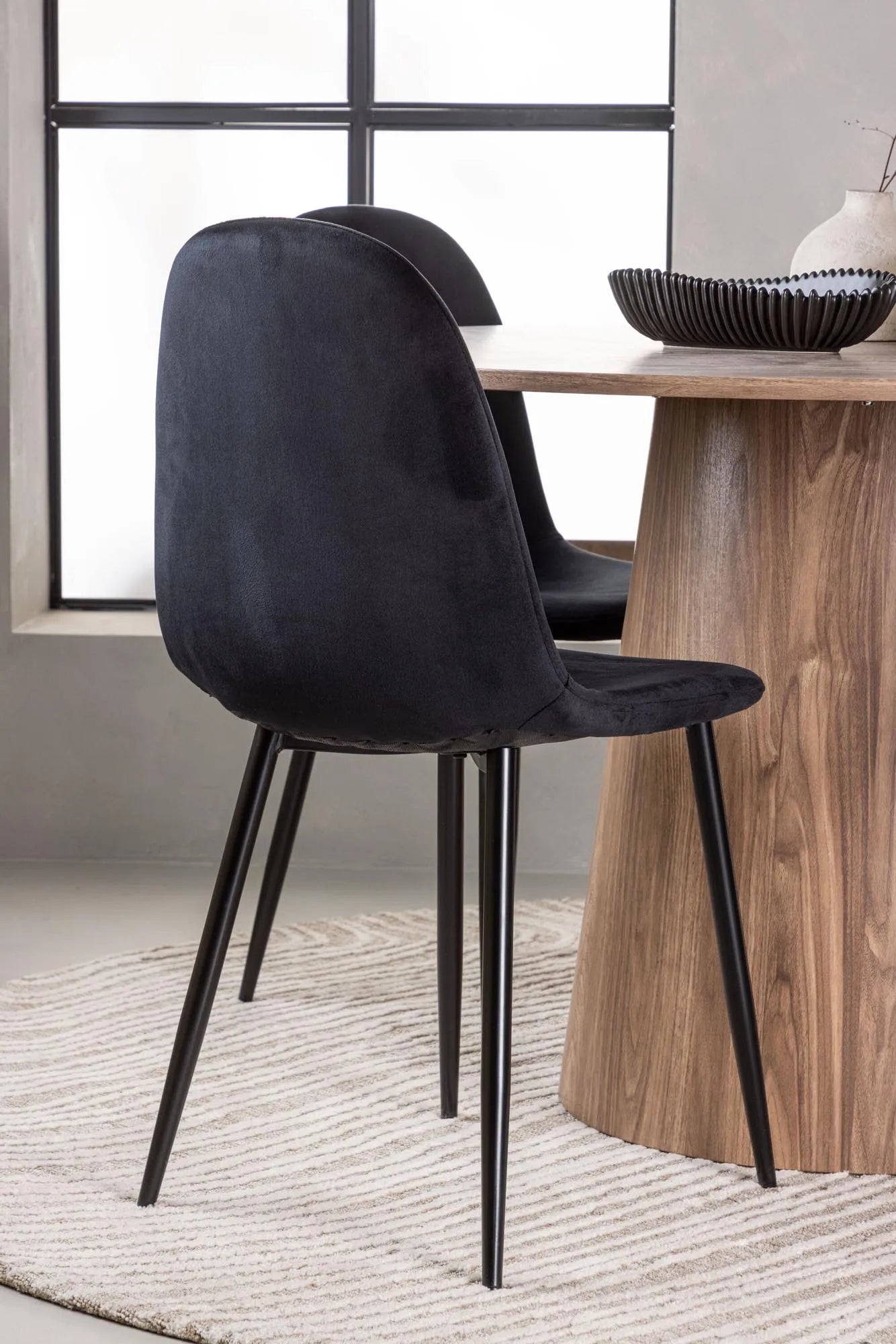 Lanzo Esszimmerset + Polar ⌀120cm/4St. in Braun / Beige / Schwarz präsentiert im Onlineshop von KAQTU Design AG. Esszimmerset ist von Venture Home