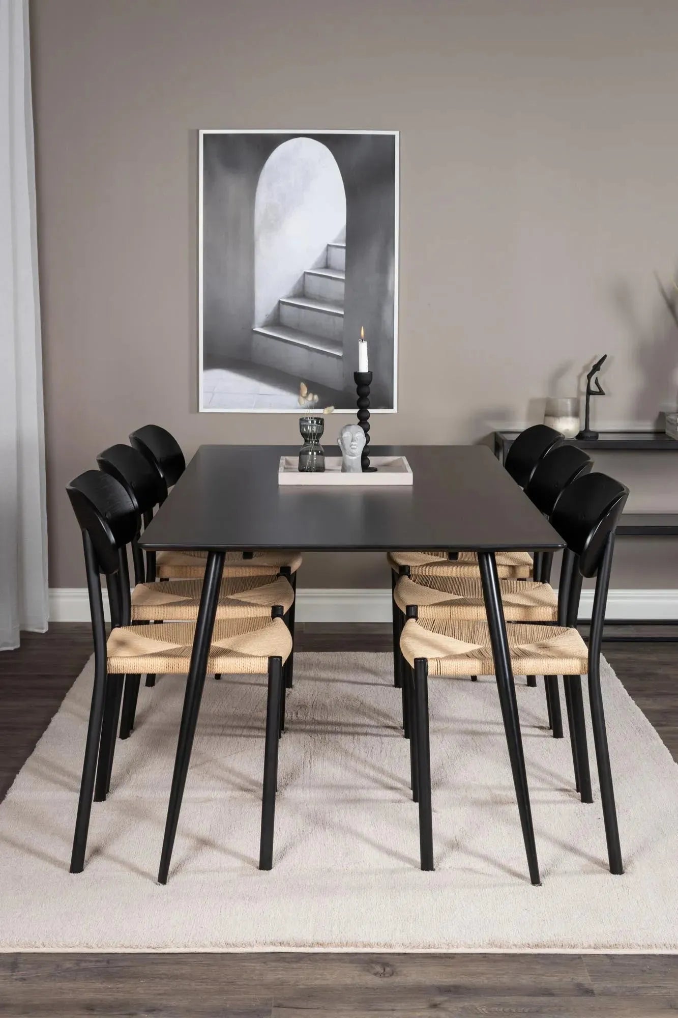 Esszimmer Set Silar mit Stuhl Polly in Schwarz/Schwarz/Natur präsentiert im Onlineshop von KAQTU Design AG. Esszimmerset ist von Venture Home