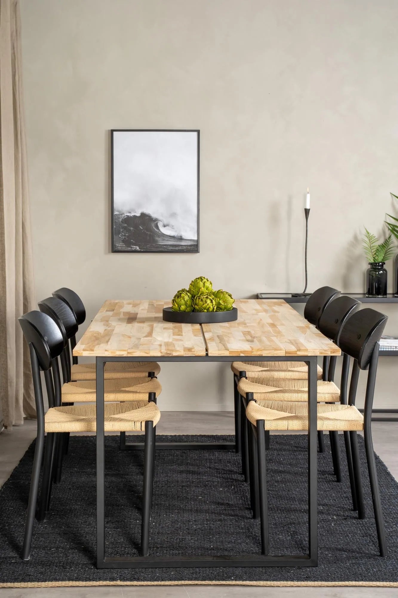 Esszimmer Set Cirebon mit Stuhl Polly in Natur/Schwarz präsentiert im Onlineshop von KAQTU Design AG. Esszimmerset ist von Venture Home