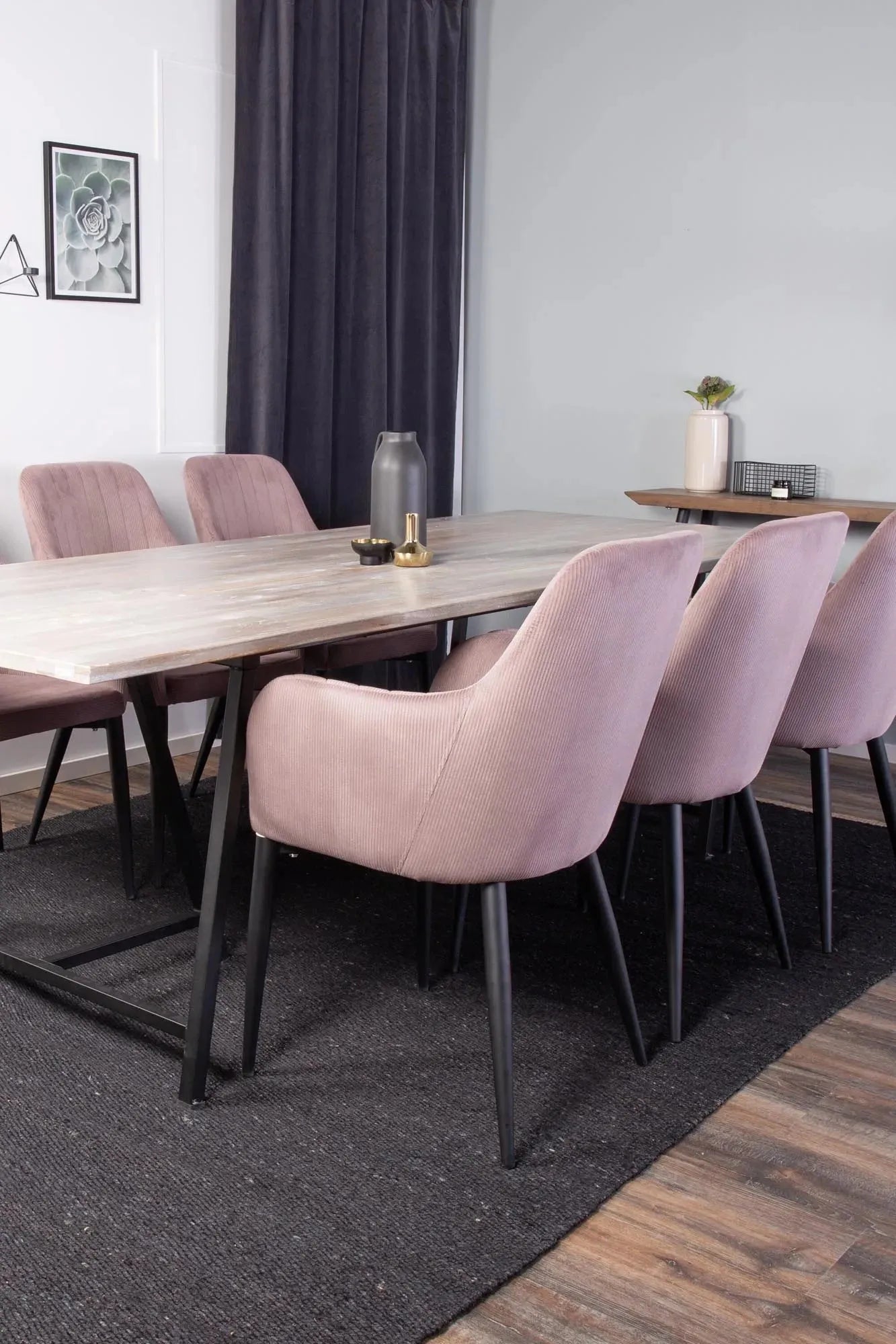 Esszimmer Set Jepara mit Stuhl Comfort in Grau/Schwarz/ Altrosa präsentiert im Onlineshop von KAQTU Design AG. Esszimmerset ist von Venture Home