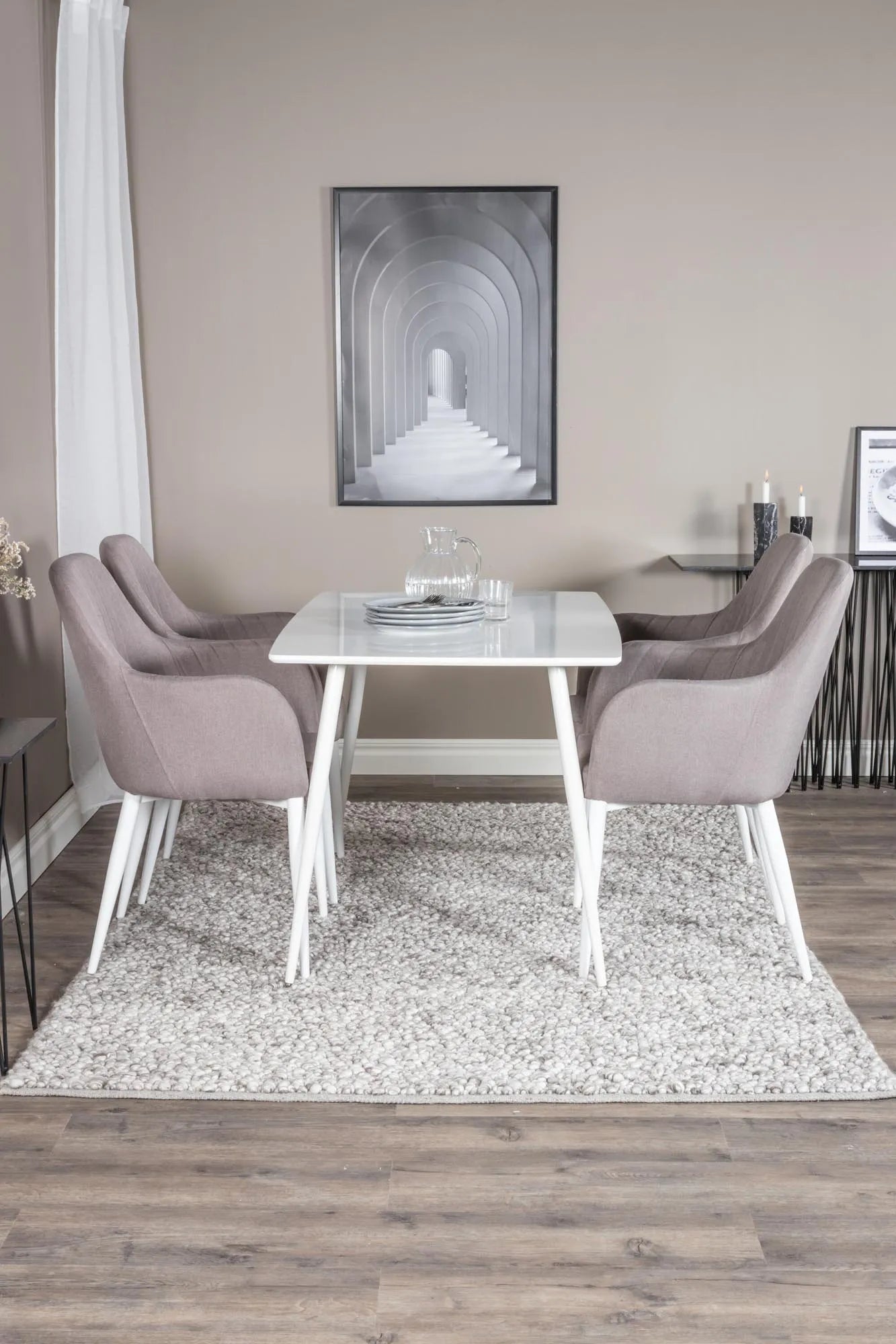 Esszimmer Set Polar mit Stuhl Comfort in Weiss/Grau/Weiss präsentiert im Onlineshop von KAQTU Design AG. Esszimmerset ist von Venture Home