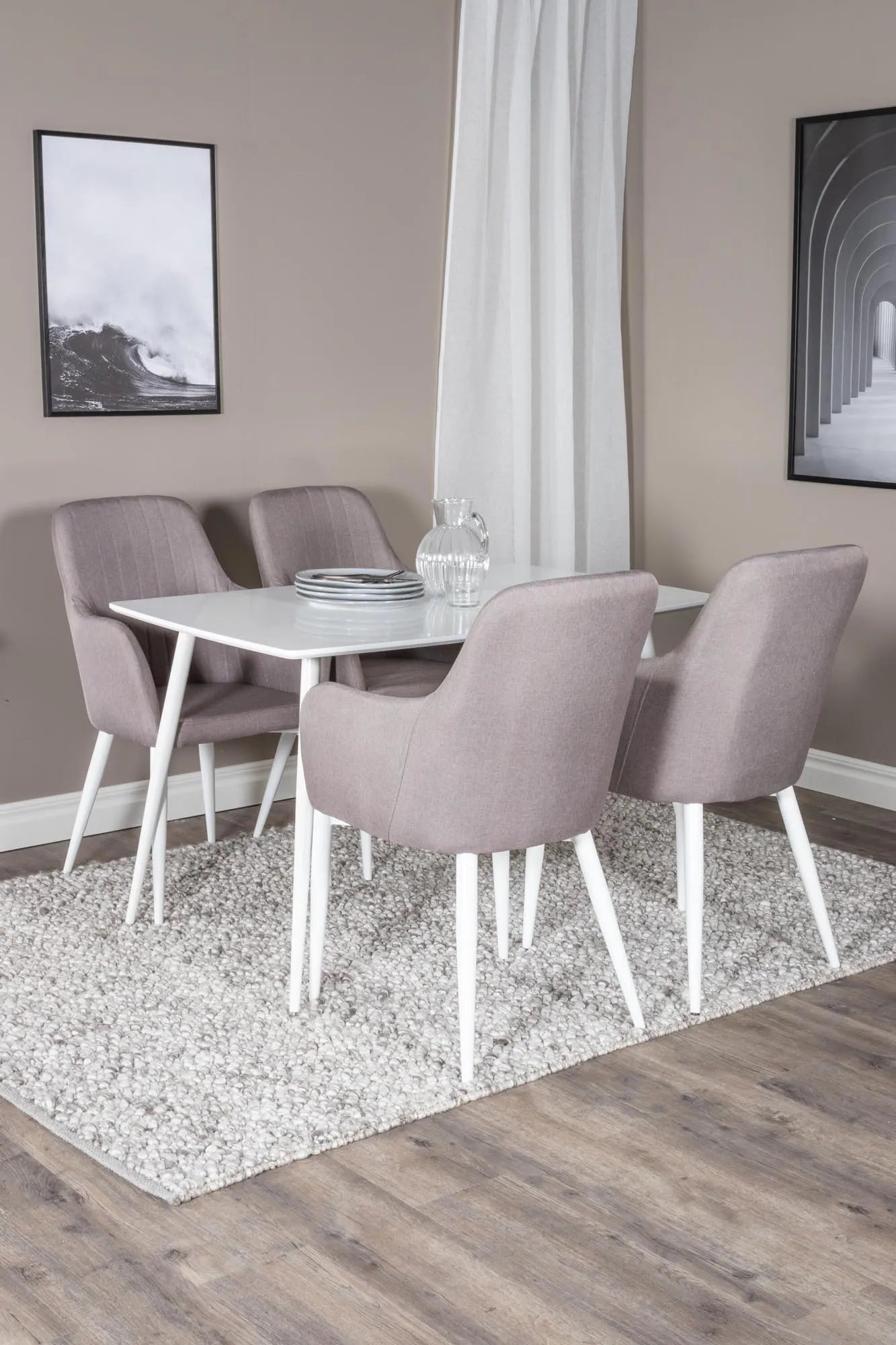 Esszimmer Set Polar mit Stuhl Comfort in Weiss/Grau/Weiss präsentiert im Onlineshop von KAQTU Design AG. Esszimmerset ist von Venture Home