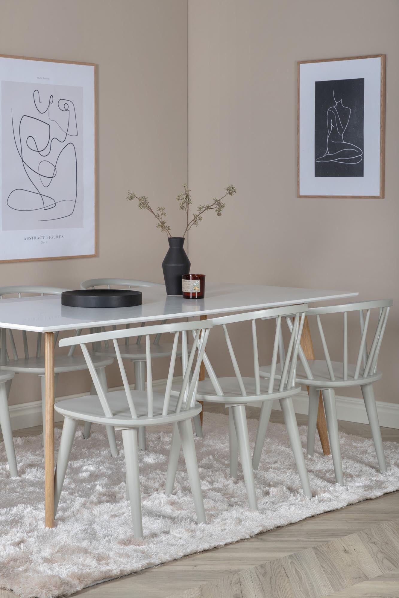 Esszimmer Set Polar mit Stuhl Bobby in Weiss / Weiss präsentiert im Onlineshop von KAQTU Design AG. Esszimmerset ist von Venture Home