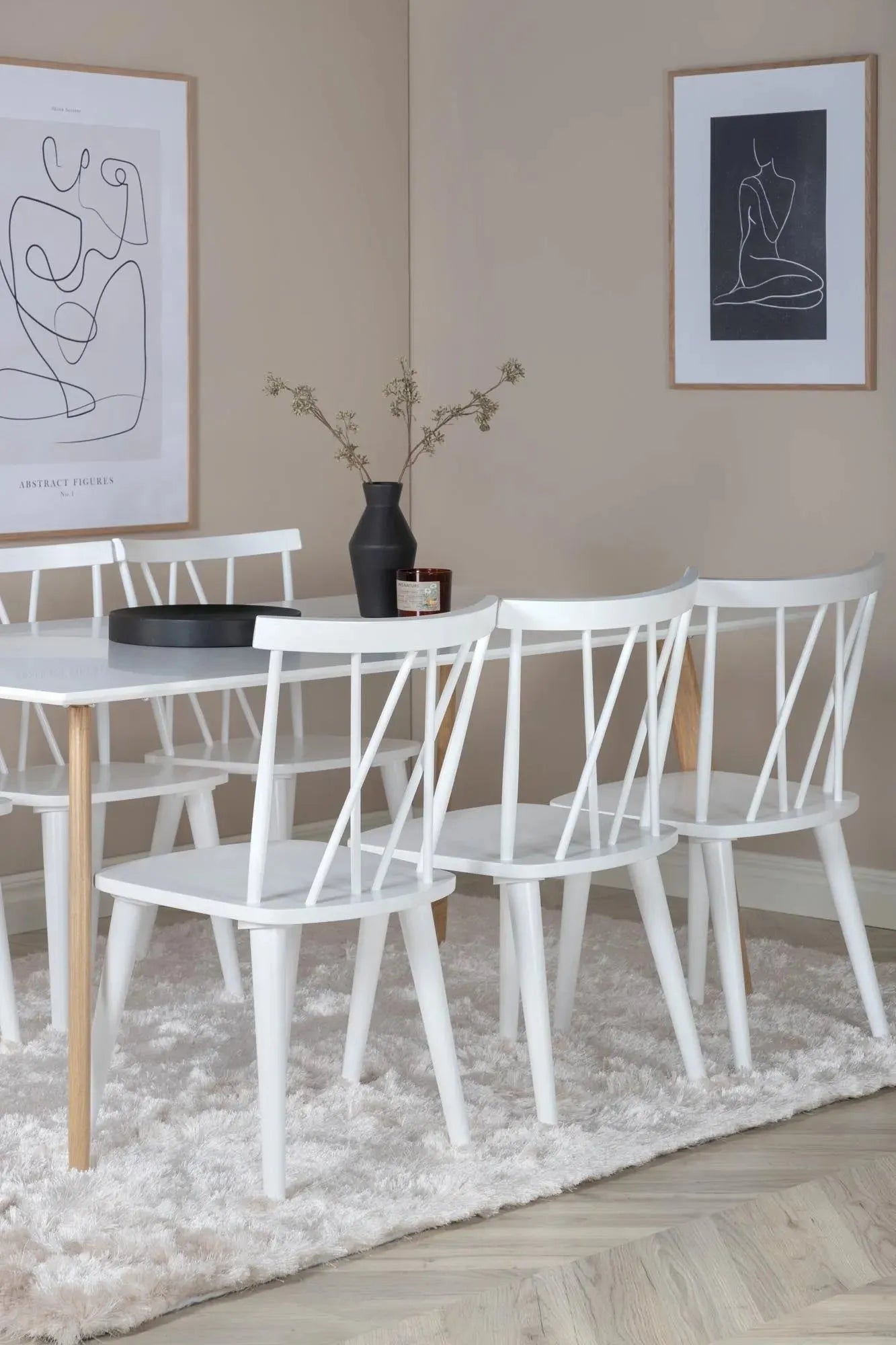 Esszimmer Set Polar mit Stuhl Mariette in Weiss / Weiss präsentiert im Onlineshop von KAQTU Design AG. Esszimmerset ist von Venture Home