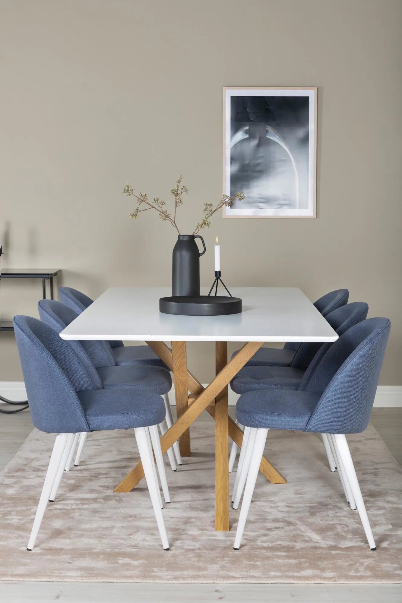 Esszimmer Set Piazza mit Stuhl Velvet in Weiss/Blau/Weiss präsentiert im Onlineshop von KAQTU Design AG. Esszimmerset ist von Venture Home