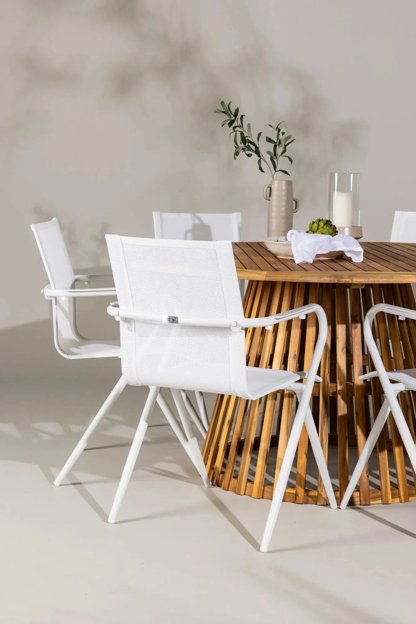 Tucumán Esszimmer Set rund in Natur/Weiss präsentiert im Onlineshop von KAQTU Design AG. Esszimmerset ist von Venture Home