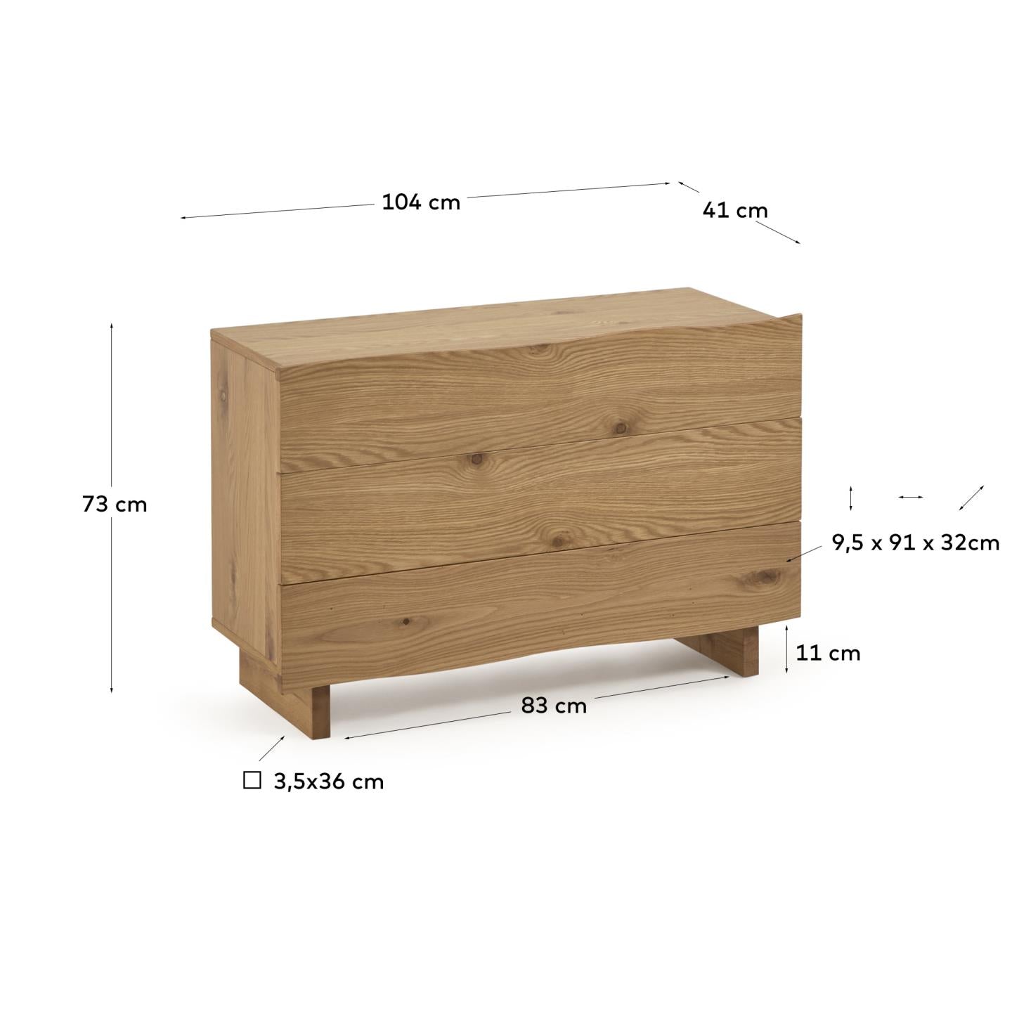 Rasha Kommode mit 3 Schubladen mit Eichenfurnier mit naürlichem Finish 104 x 73 cm in Braun präsentiert im Onlineshop von KAQTU Design AG. High-Sideboard ist von Kave Home