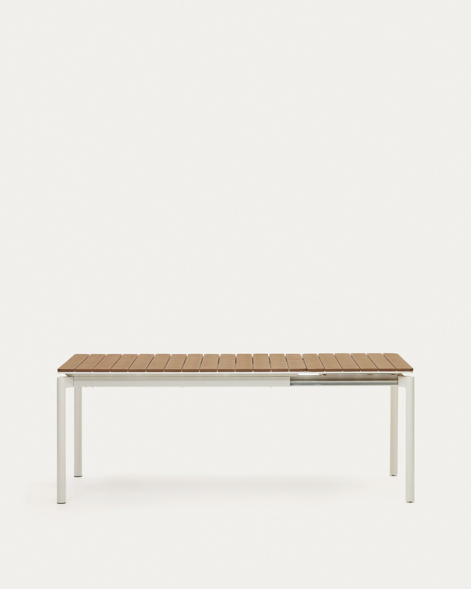 Canyelles Gartenausziehtisch aus Poly-Holz und Aluminium in Mattweiss 140 (200) x 90 cm in Weiß präsentiert im Onlineshop von KAQTU Design AG. Gartentisch ist von Kave Home