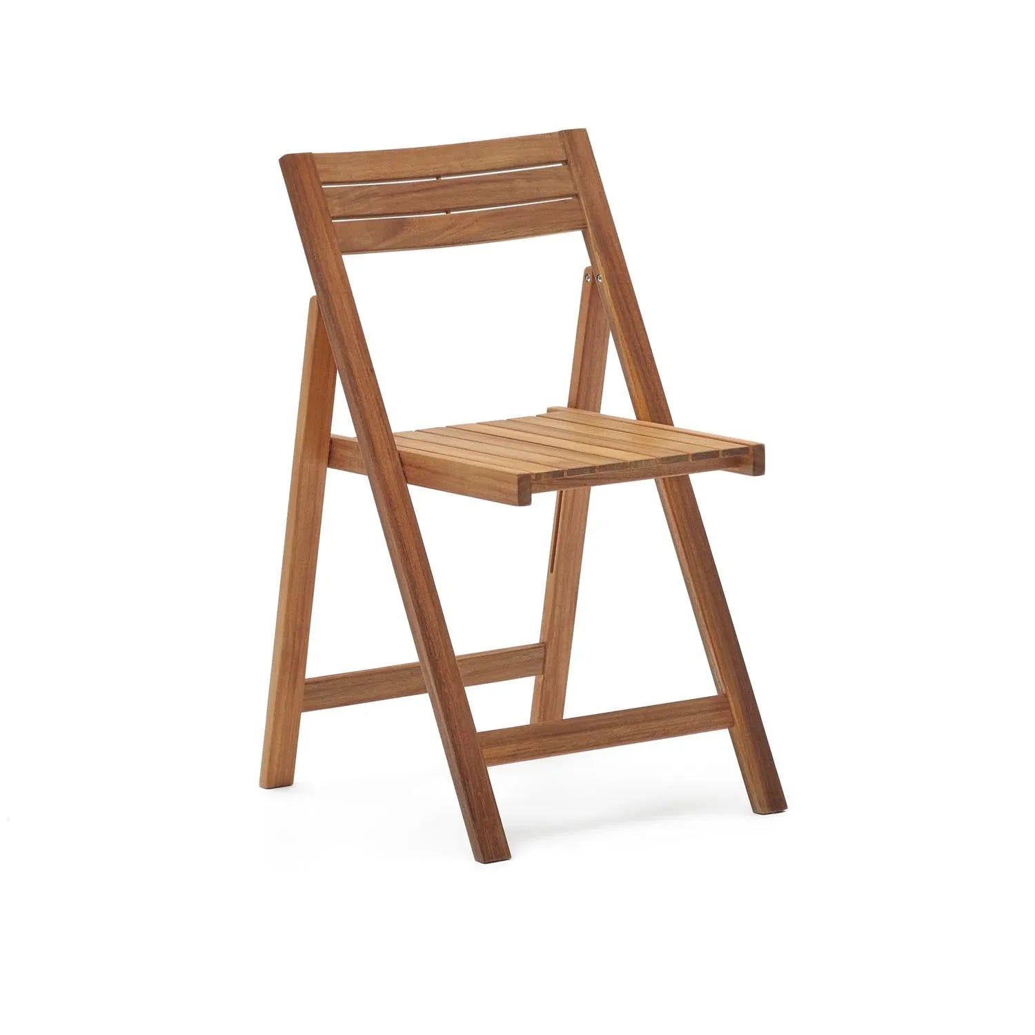 Eleganter Sadirar Klappstuhl aus FSC-zertifiziertem Akazienholz, ideal für stilvolle und nachhaltige Outdoor-Momente.