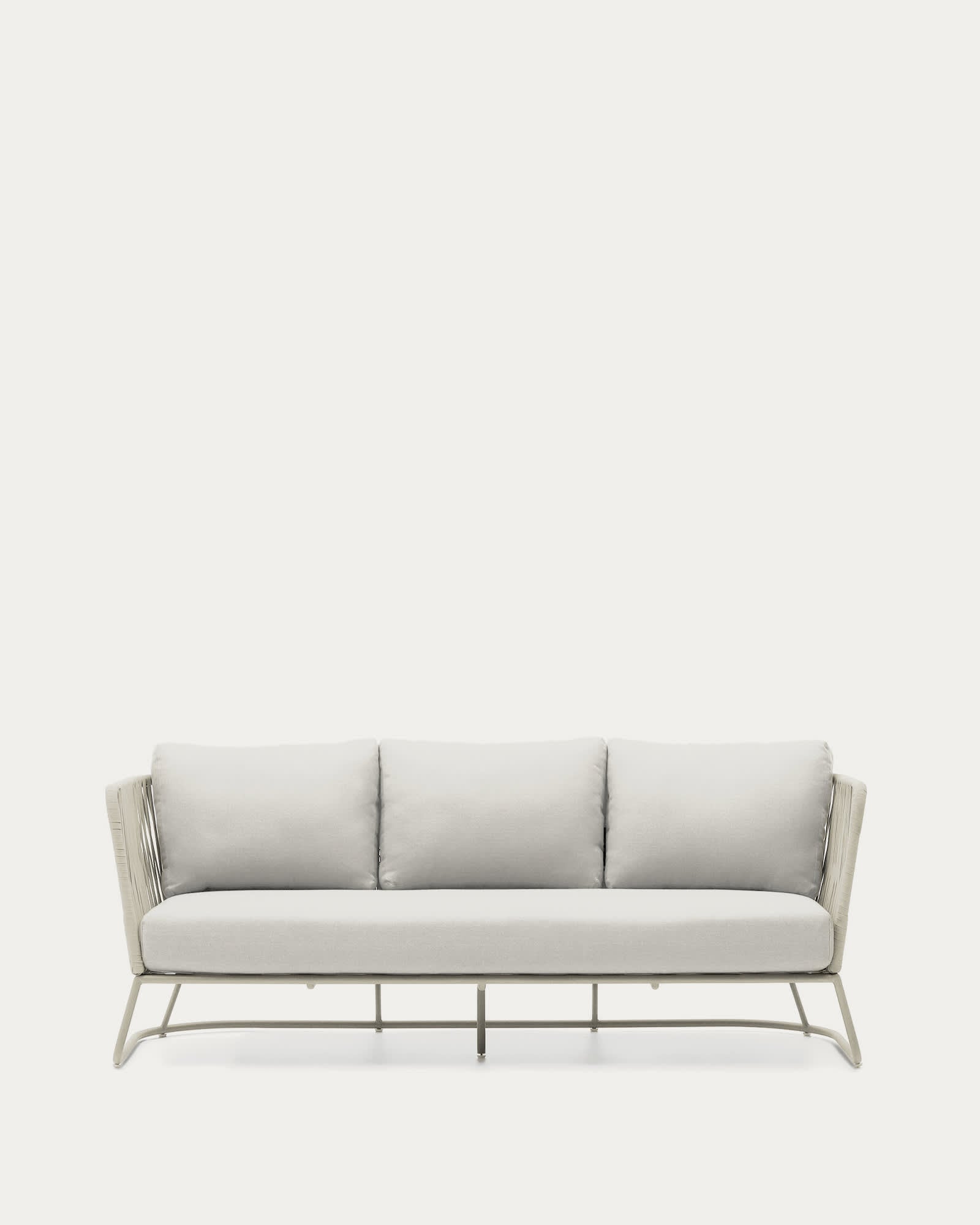 3-Sitzer-Outdoor-Sofa Saconca aus Seil und grau verzinktem Stahl 189 cm in Hellgrau präsentiert im Onlineshop von KAQTU Design AG. Lounge Sofa ist von Kave Home