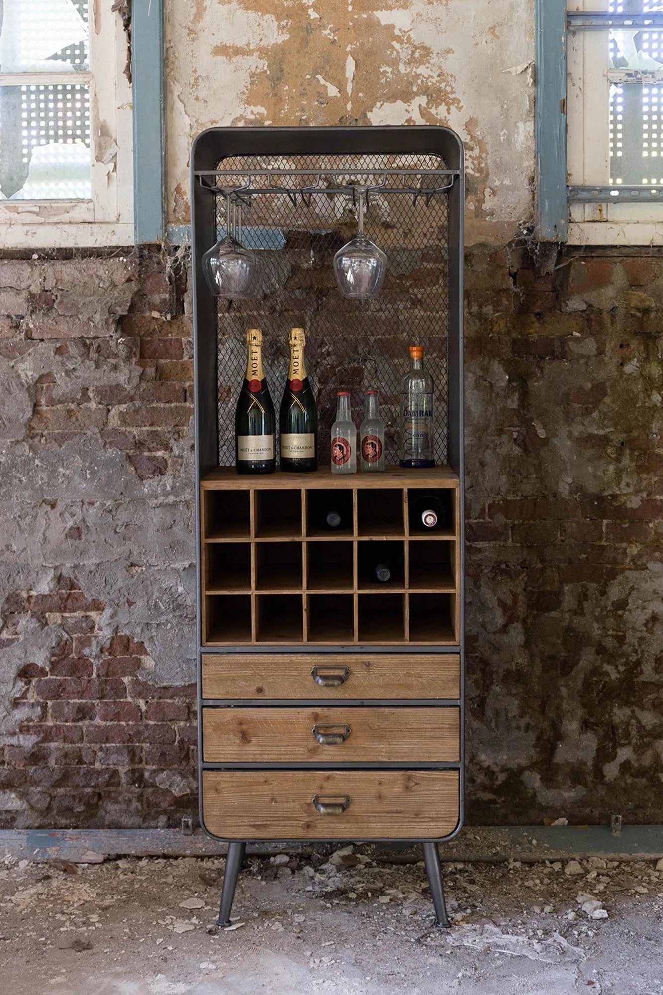 Cabinet VINO - KAQTU Design