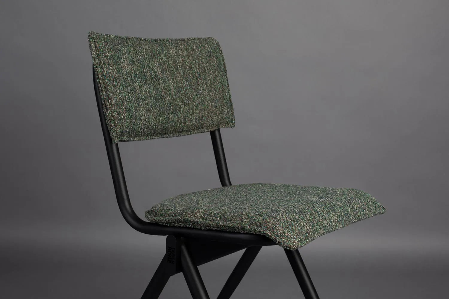 Stuhl New Willow Forest Green in Green präsentiert im Onlineshop von KAQTU Design AG. Stuhl ist von Dutchbone