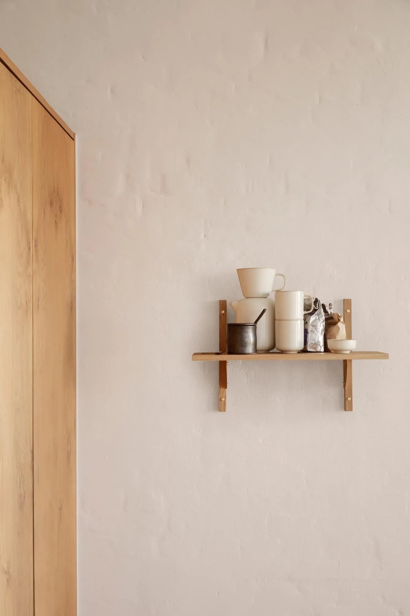 Sekki Tasse von Ferm Living: Minimalistisches Design aus Steinzeug.