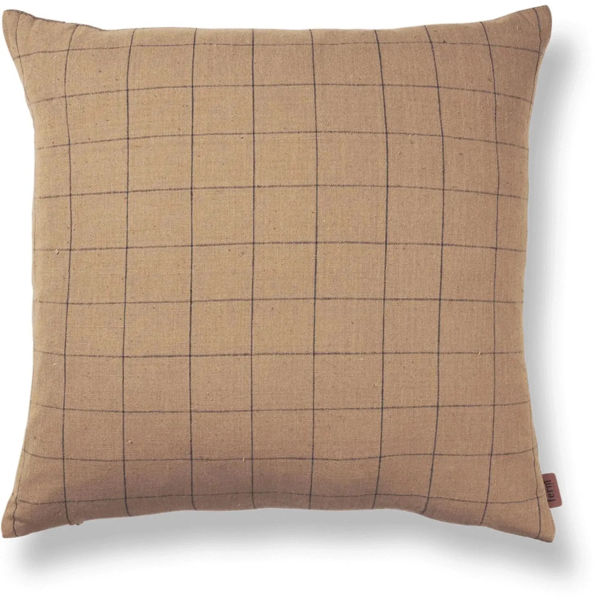 Brown Cotton Kissenbezug in Braun präsentiert im Onlineshop von KAQTU Design AG. Kissenbezug ist von Ferm Living