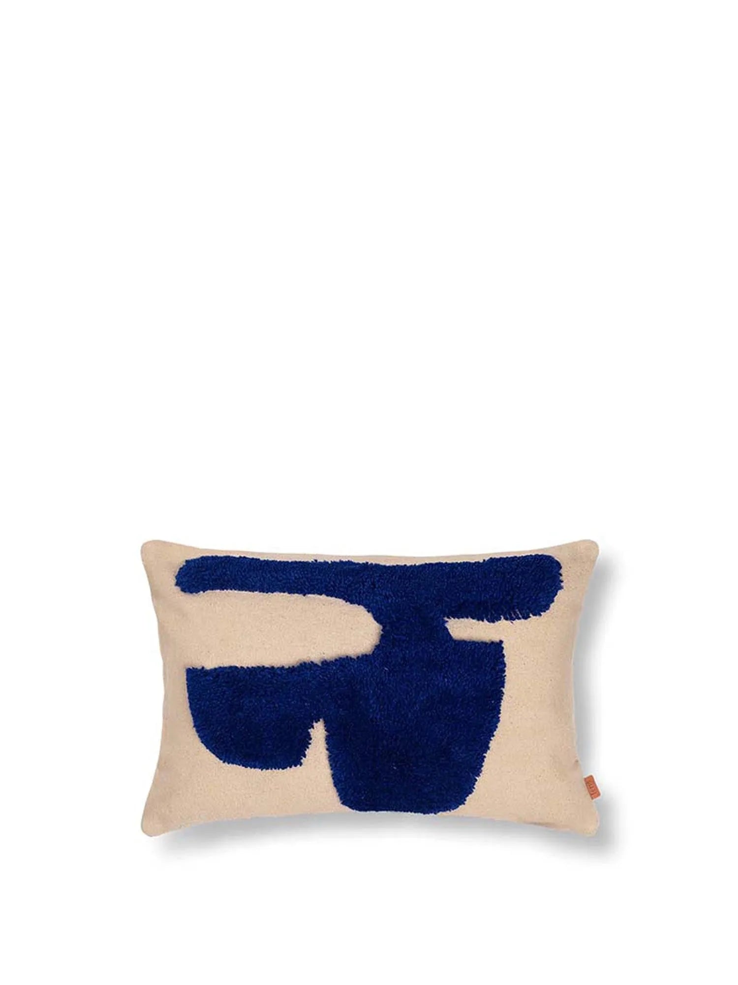 Lay Kissenbezug Rechteckig in Sand / Bright Blue präsentiert im Onlineshop von KAQTU Design AG. Kissenbezug Kids  ist von Ferm Living