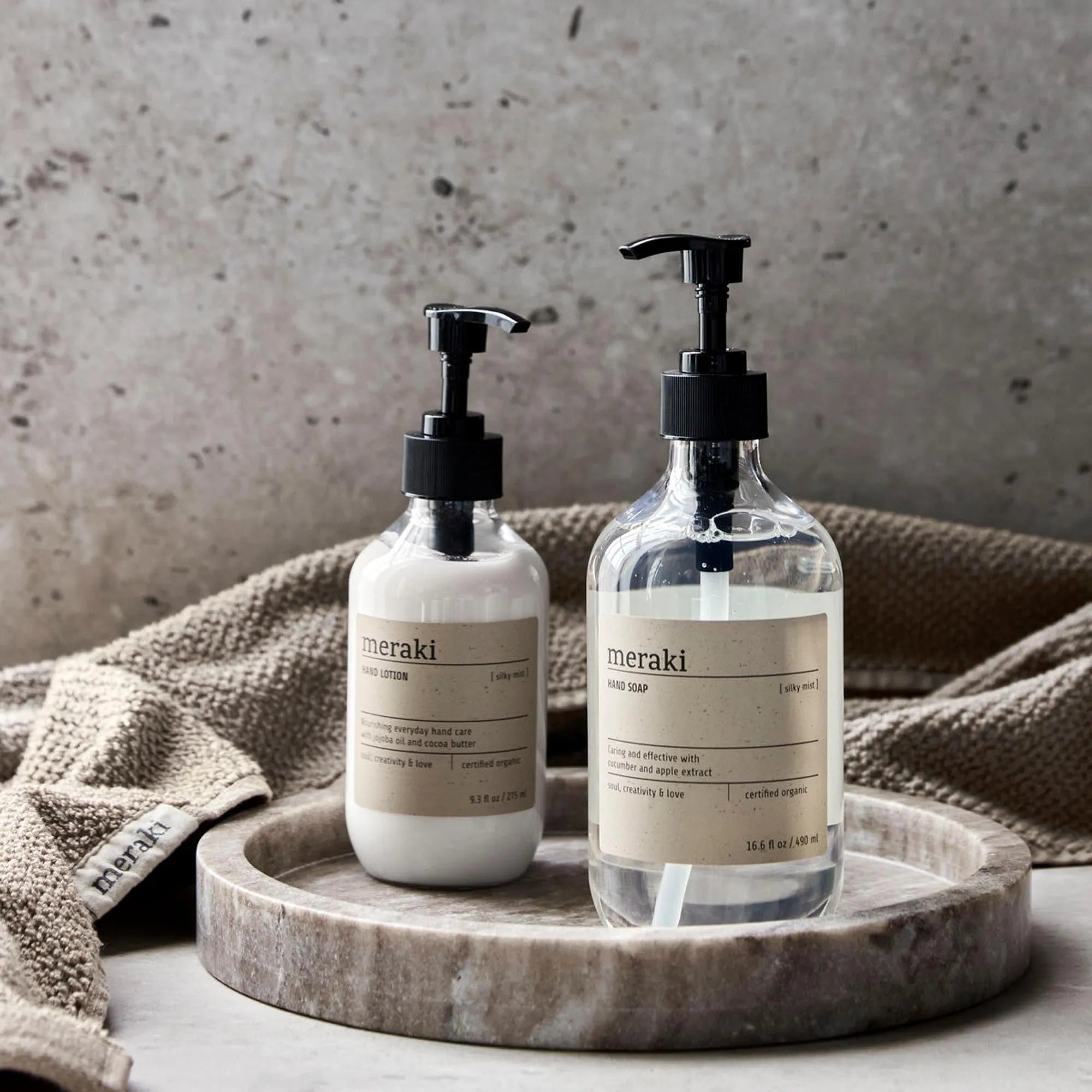 Body Lotion, Linen dew in  präsentiert im Onlineshop von KAQTU Design AG. Pflege ist von Meraki