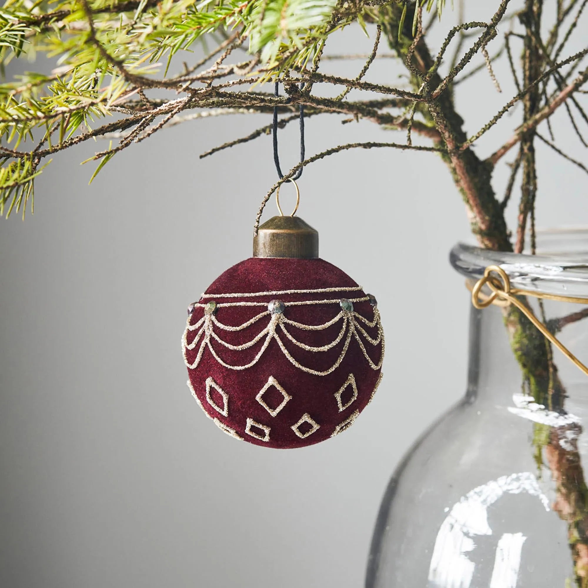 Ornament, HDVelour, Rot/Braun in Rot/Braun präsentiert im Onlineshop von KAQTU Design AG. Weihnachtszubehör ist von House Doctor