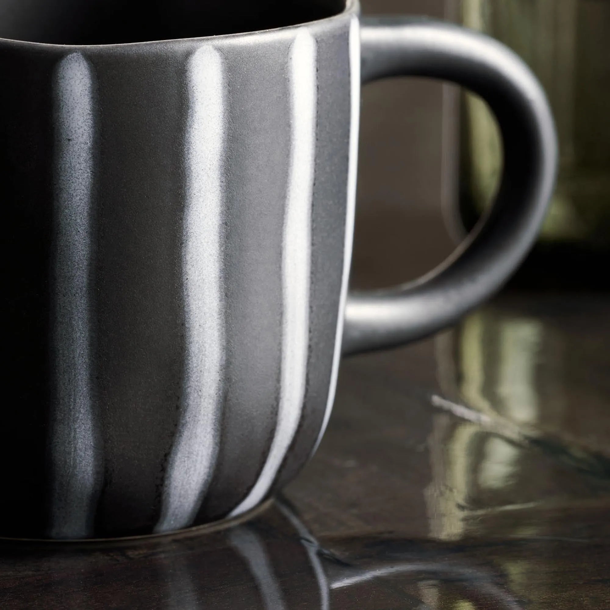 Tasse, HDLine, Schwarz/Braun in Schwarz/Braun präsentiert im Onlineshop von KAQTU Design AG. Tasse ist von House Doctor