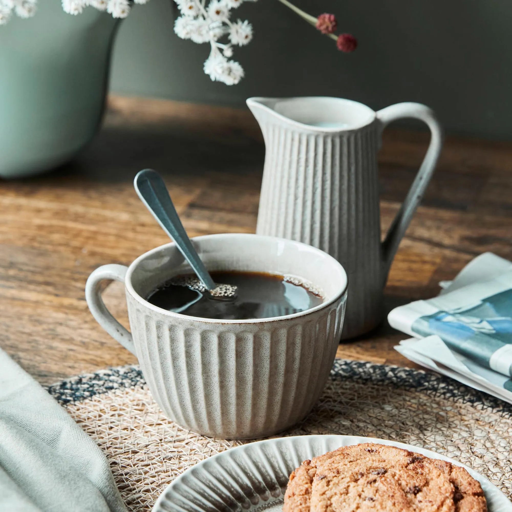 Tasse, HDPleat, Grau/braun in Grau/braun präsentiert im Onlineshop von KAQTU Design AG. Tasse ist von House Doctor