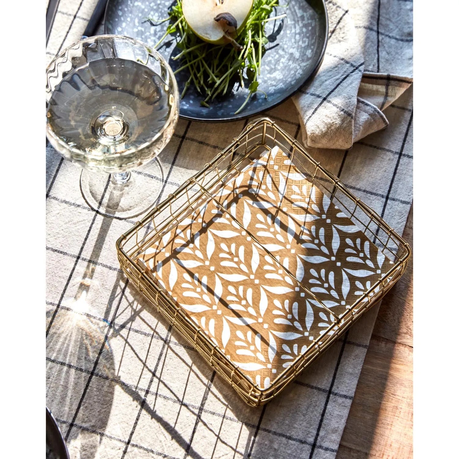 Napkin basket, HDBring, Gold in Gold präsentiert im Onlineshop von KAQTU Design AG. Schale ist von House Doctor