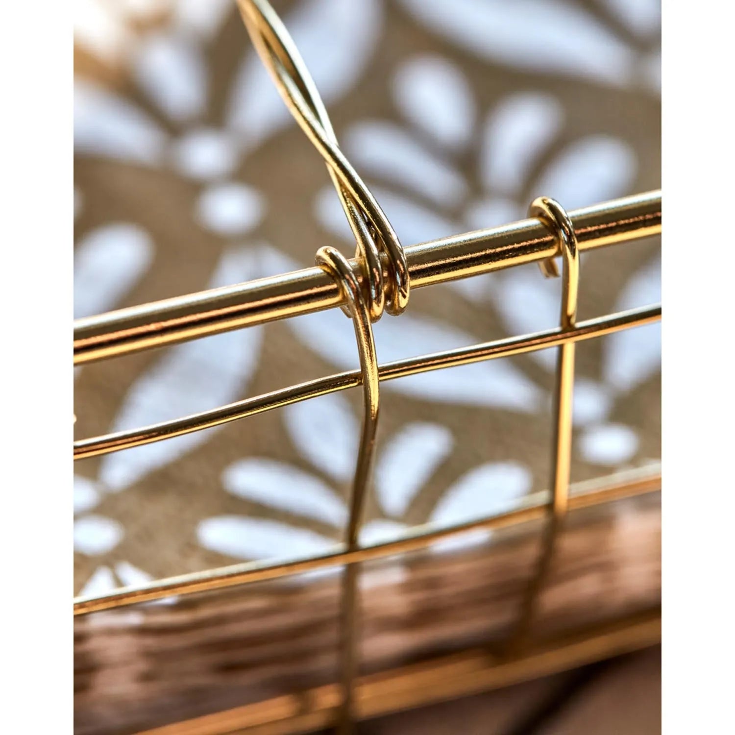 Napkin basket, HDBring, Gold in Gold präsentiert im Onlineshop von KAQTU Design AG. Schale ist von House Doctor