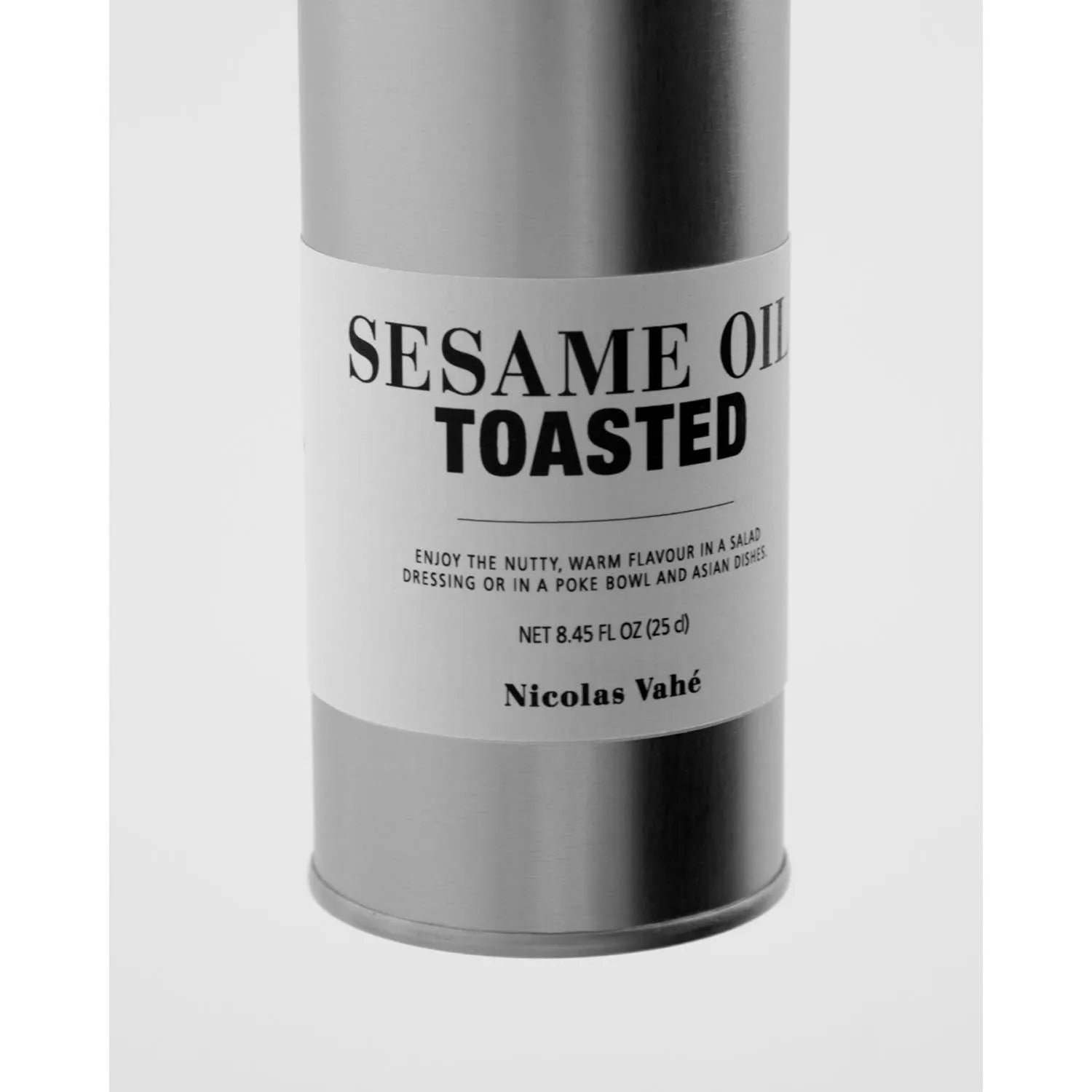 Toasted sesame oil in Weiß präsentiert im Onlineshop von KAQTU Design AG. Lebensmittel ist von Nicolas Vahé