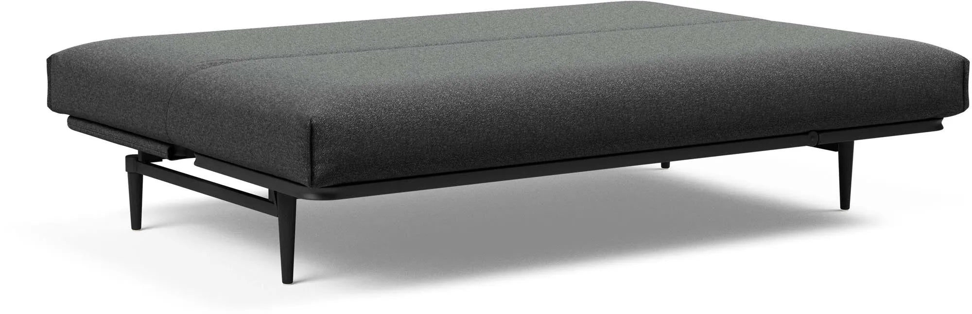 Colpus Black: Stilvolles Sofa mit nordischem Design von Innovation.