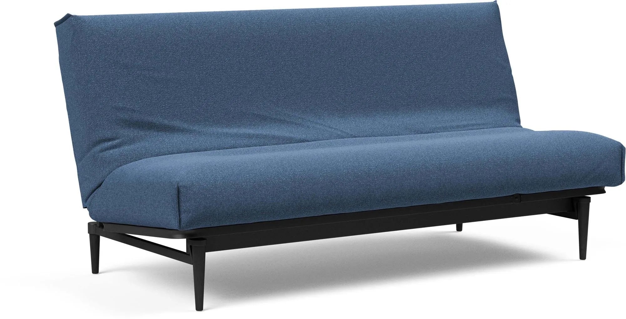 Colpus Black: Stilvolles Sofa mit nordischem Design von Innovation.