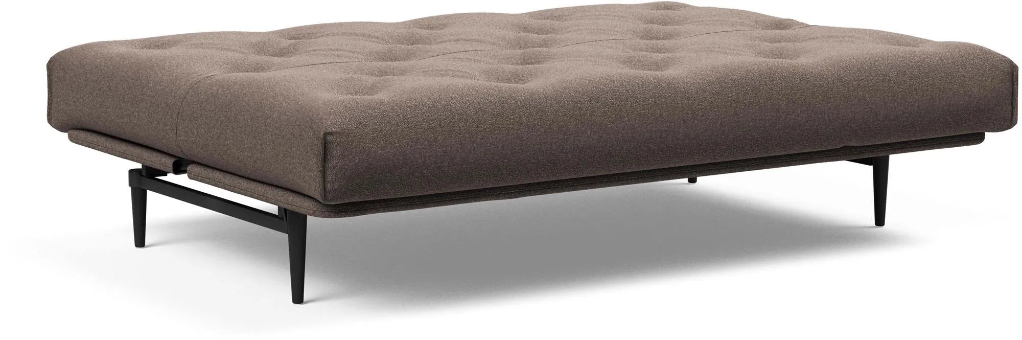 Colpus Black: Vielseitiges Sofa mit nordischem Charme und Funktionalität.