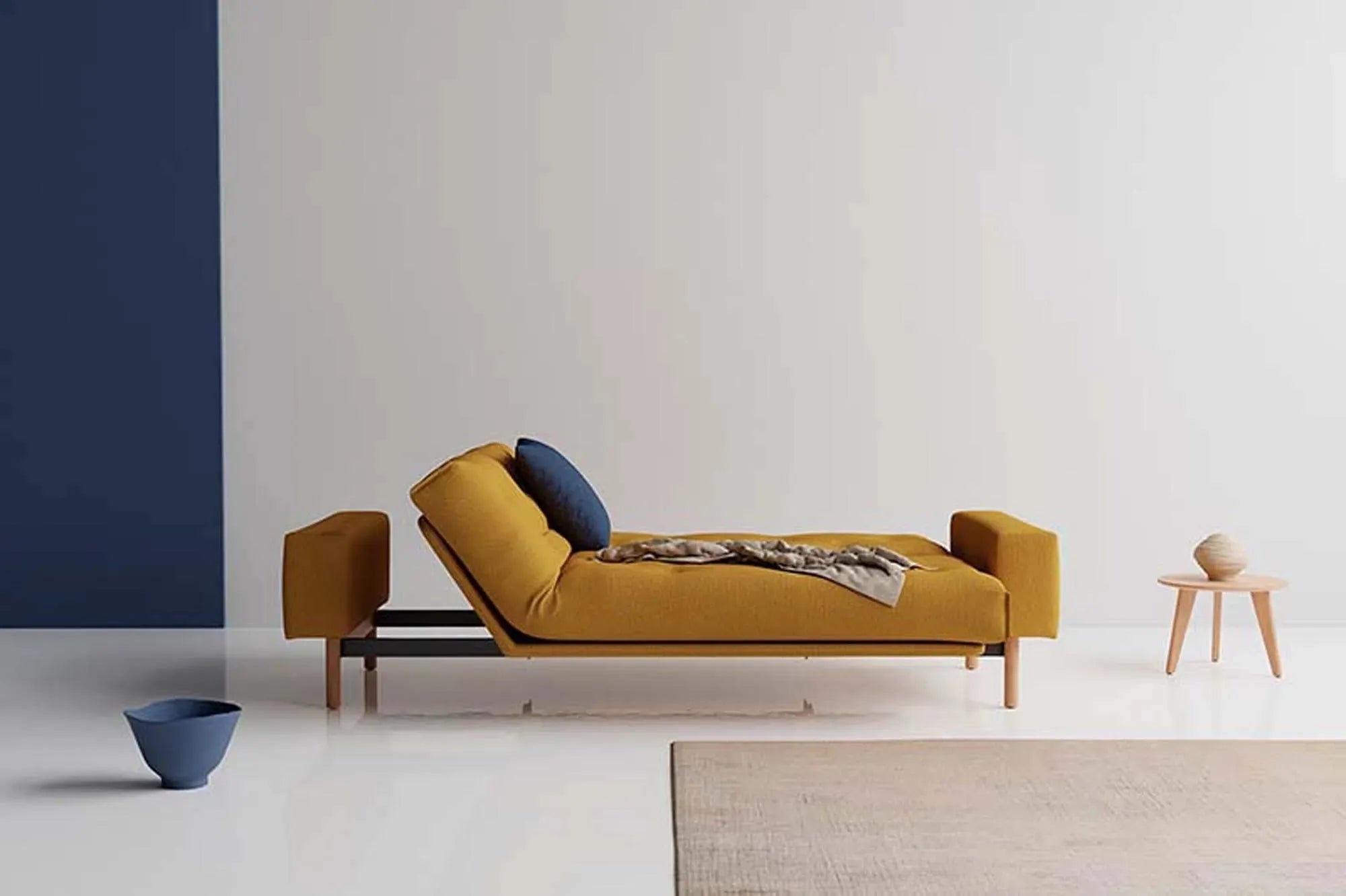 Mimer Bettsofa Nordic in Sand 300 präsentiert im Onlineshop von KAQTU Design AG. Bettsofa ist von Innovation Living