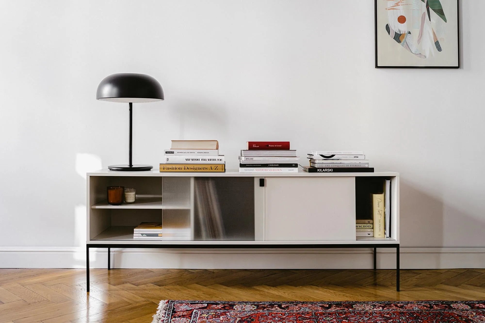 Stilvolles Met Sideboard von Noo.ma: Modernes Design trifft Funktion.